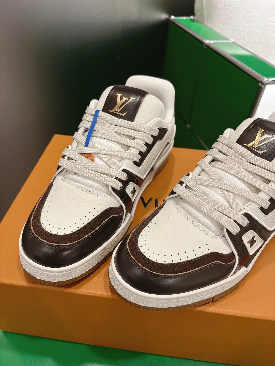 Кроссовки Женские Louis Vuitton 13152723
