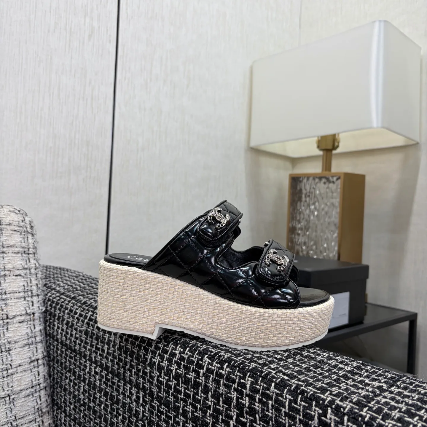 Босоножки Женские Chanel 11579259