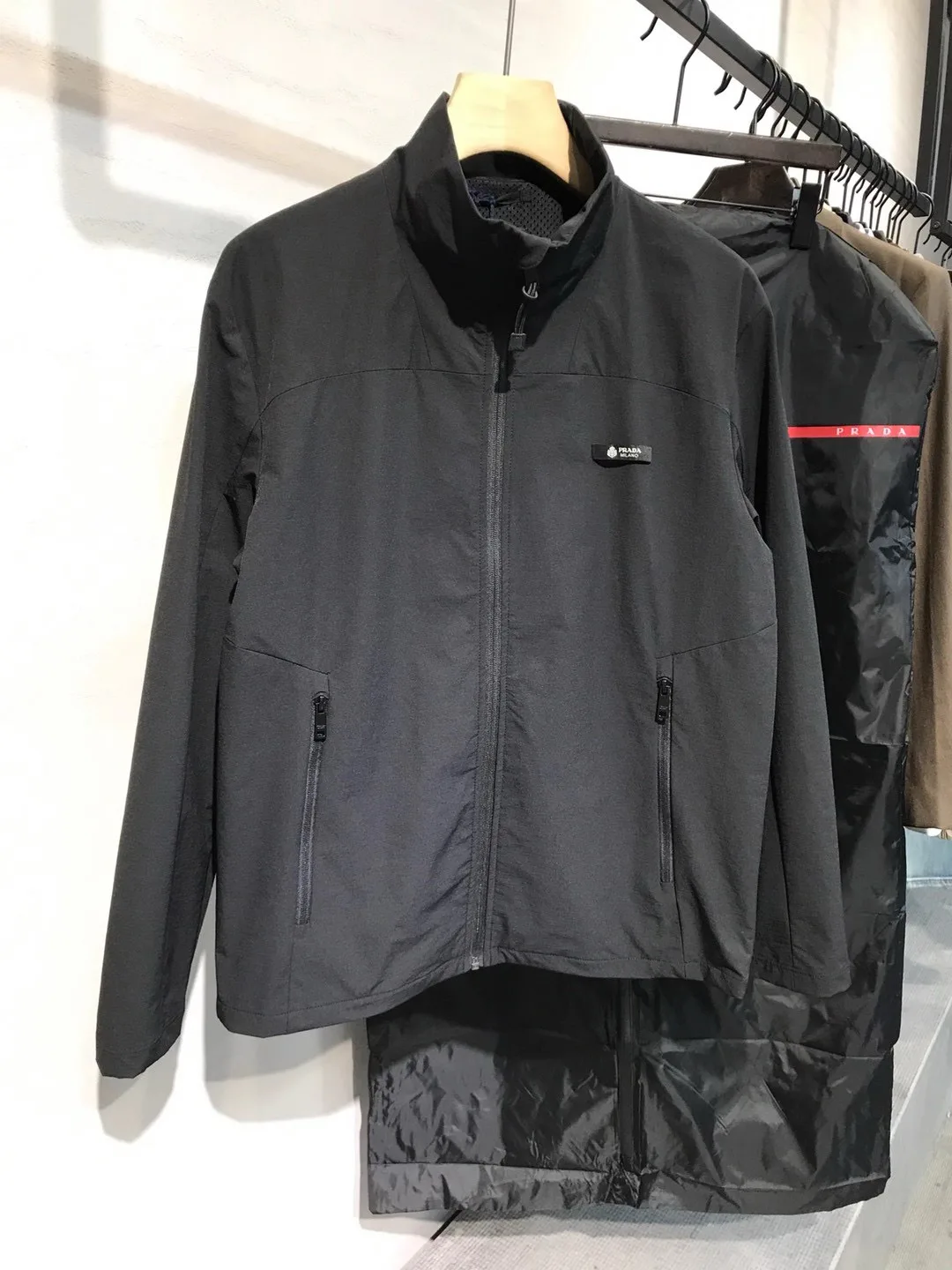 Куртки И Пуховики Мужские Prada 11651509