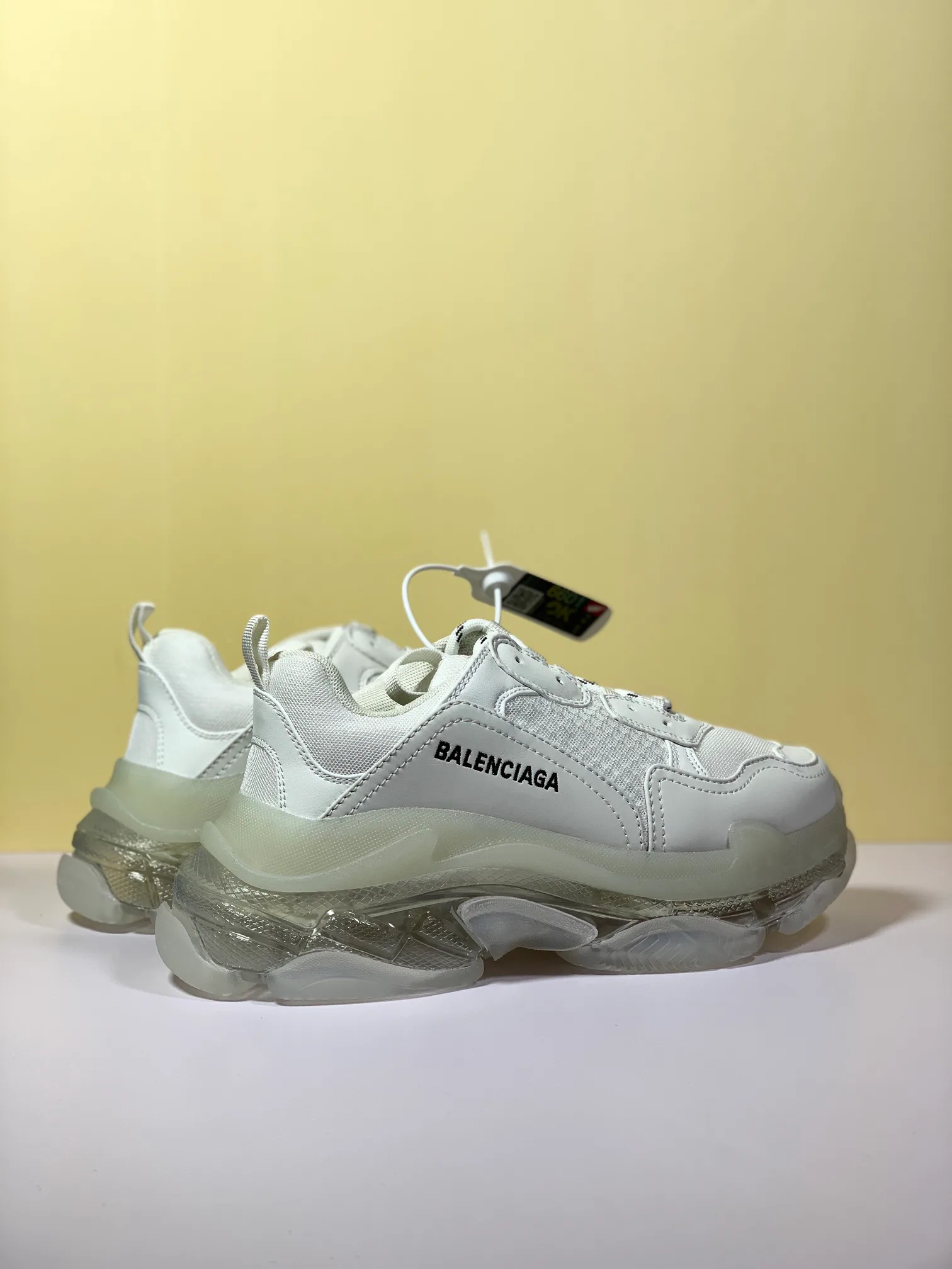 Кроссовки Женские Balenciaga 9666