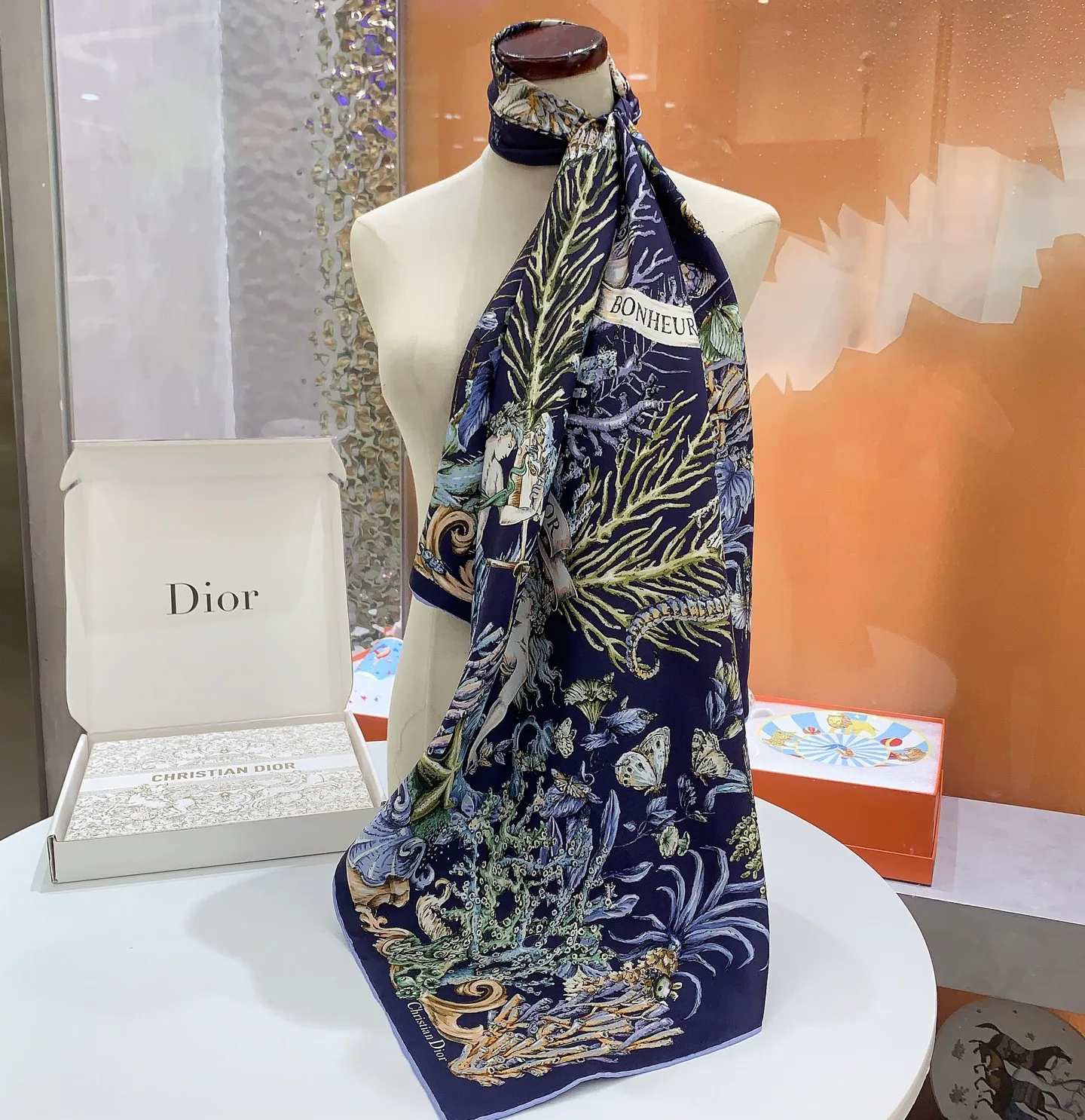 Платки Christian Dior 11262659