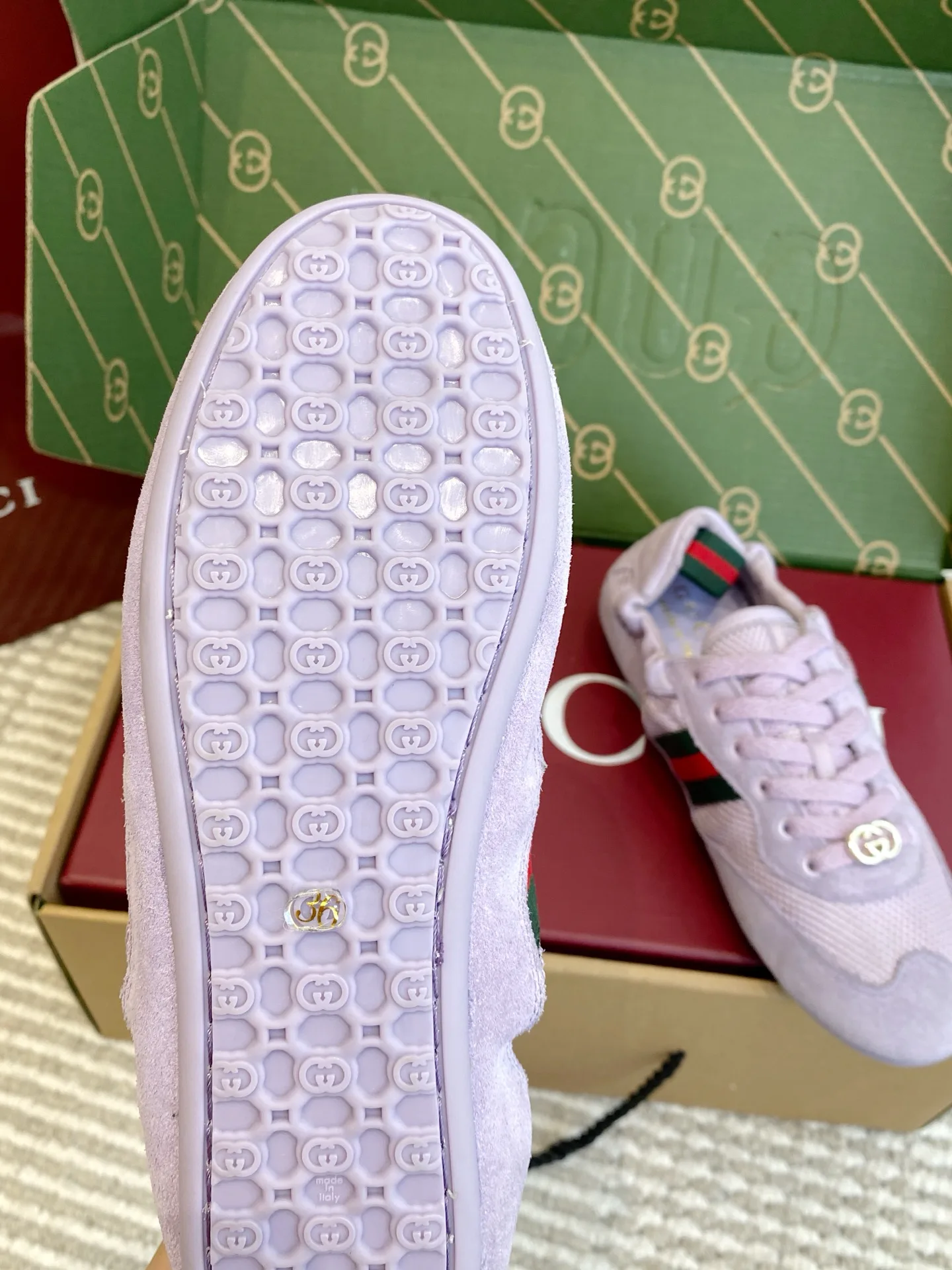 Кроссовки Женские Gucci 738969