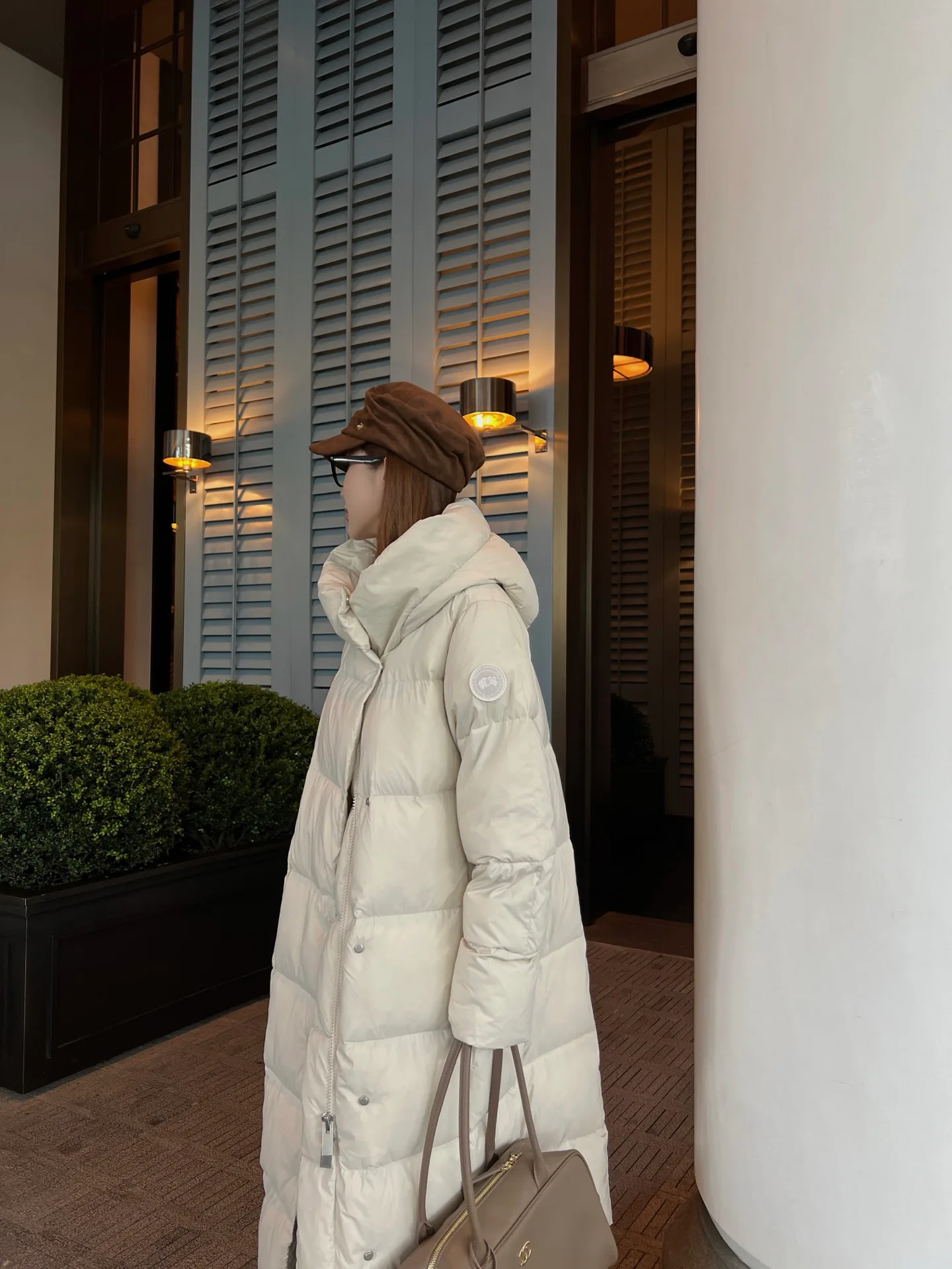 Куртки И Пуховики Женские Canada Goose 18108340