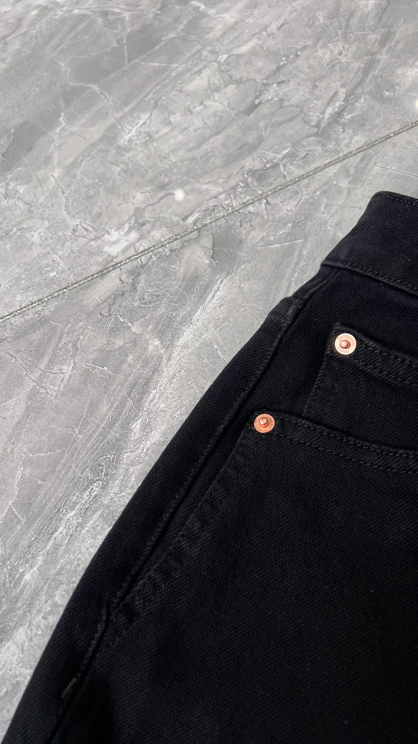 Джинсы Женские Saint Laurent 18993265