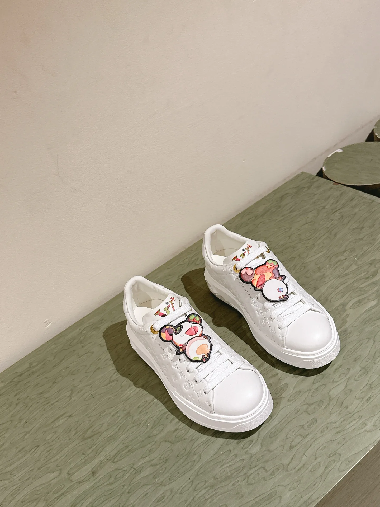 Кроссовки Женские Louis Vuitton 13053