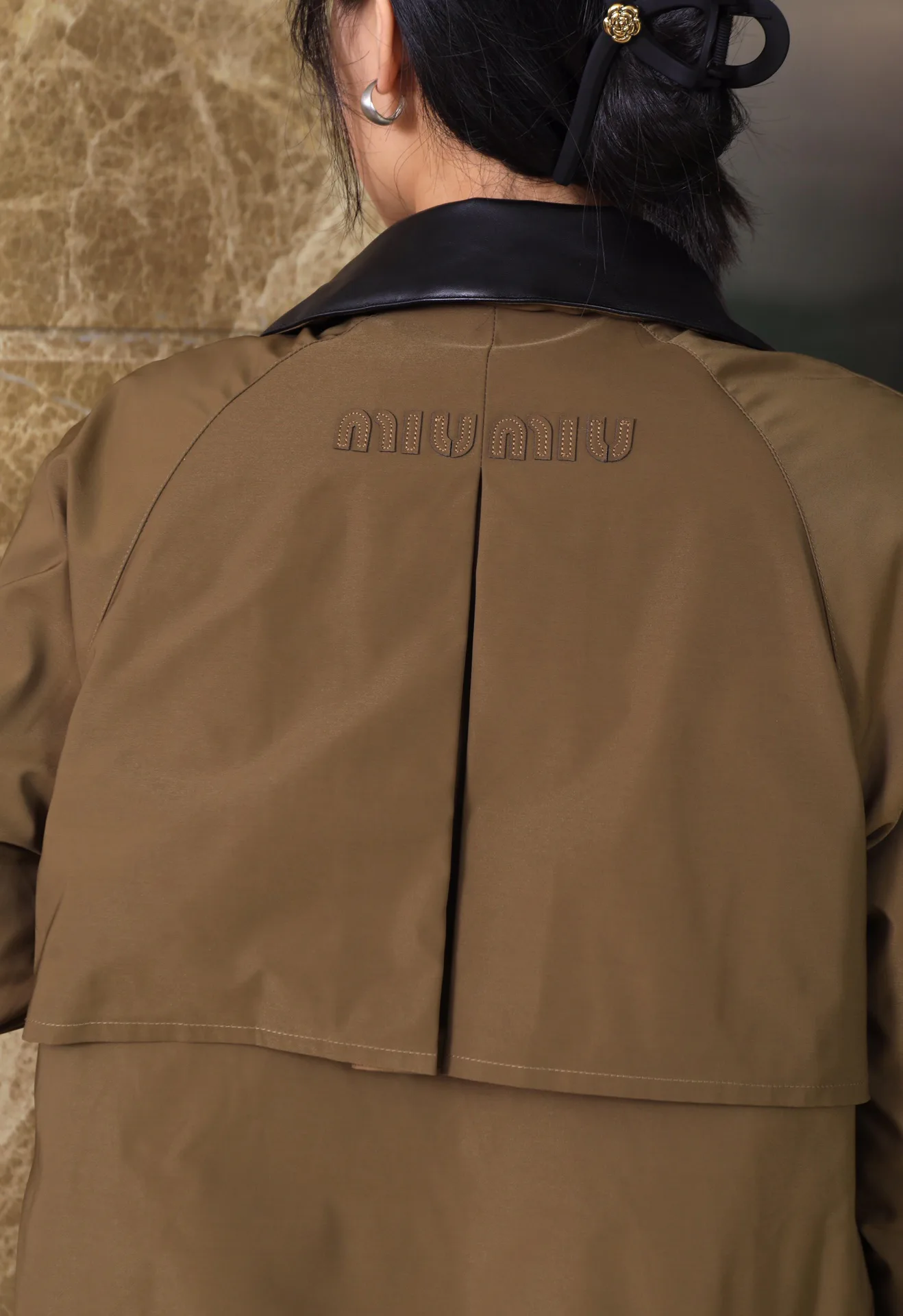 Куртки И Пуховики Женские Miu Miu 630610