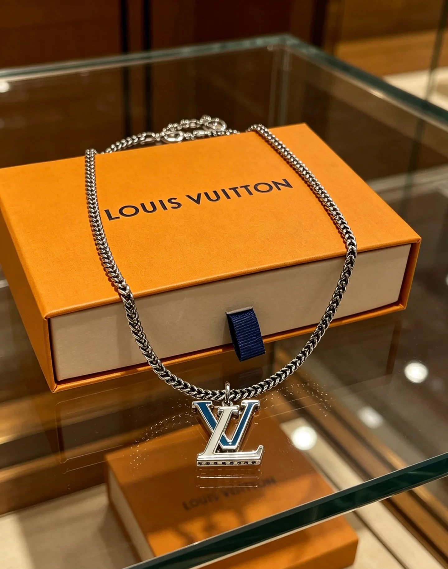 Бижутерия Louis Vuitton 17361281