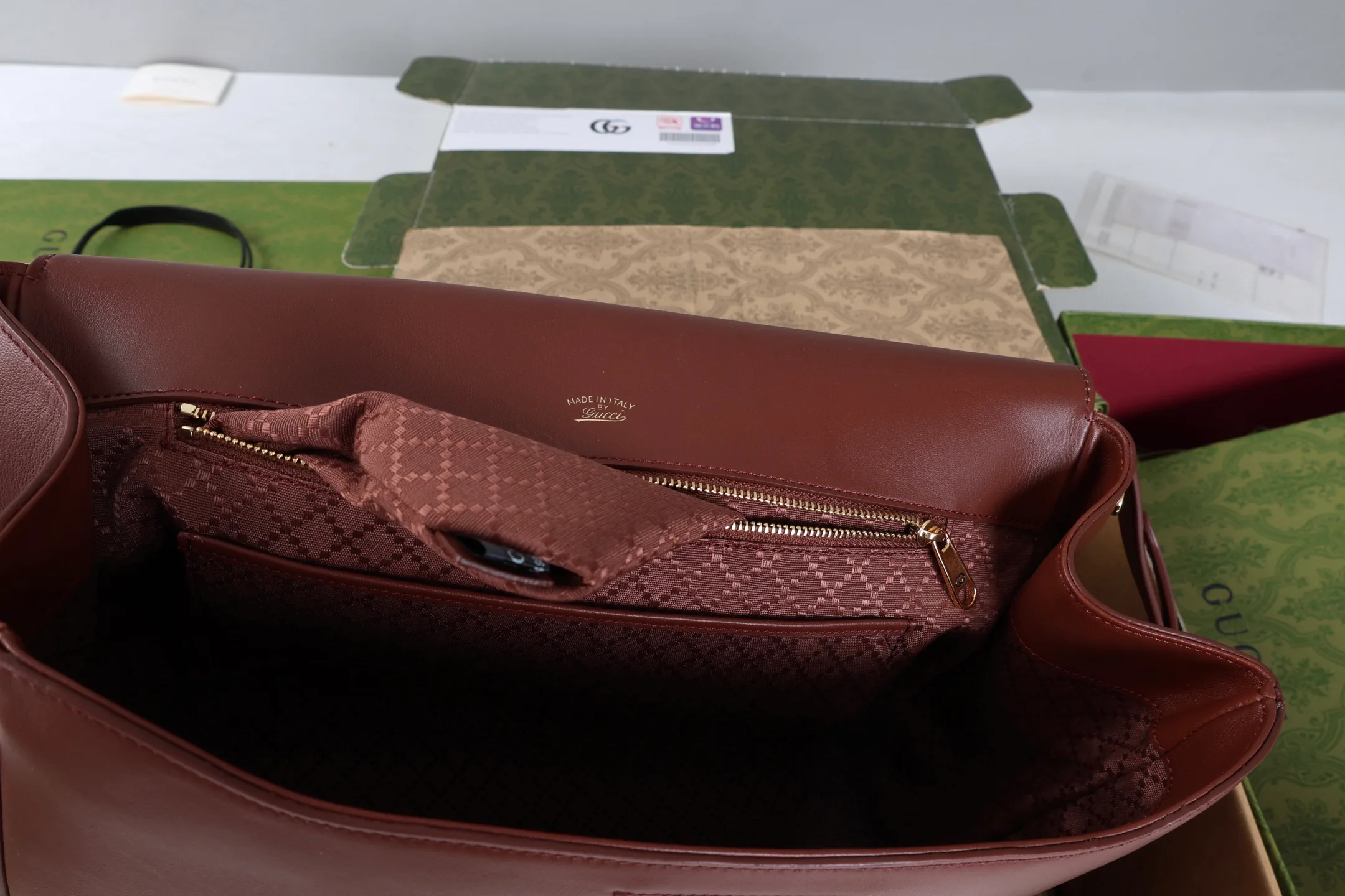 Классические Сумки Женские Gucci 18250586