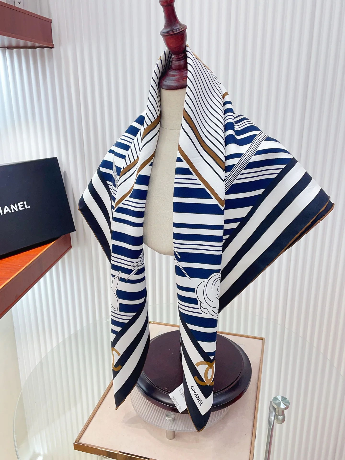 Платки Chanel 11585480