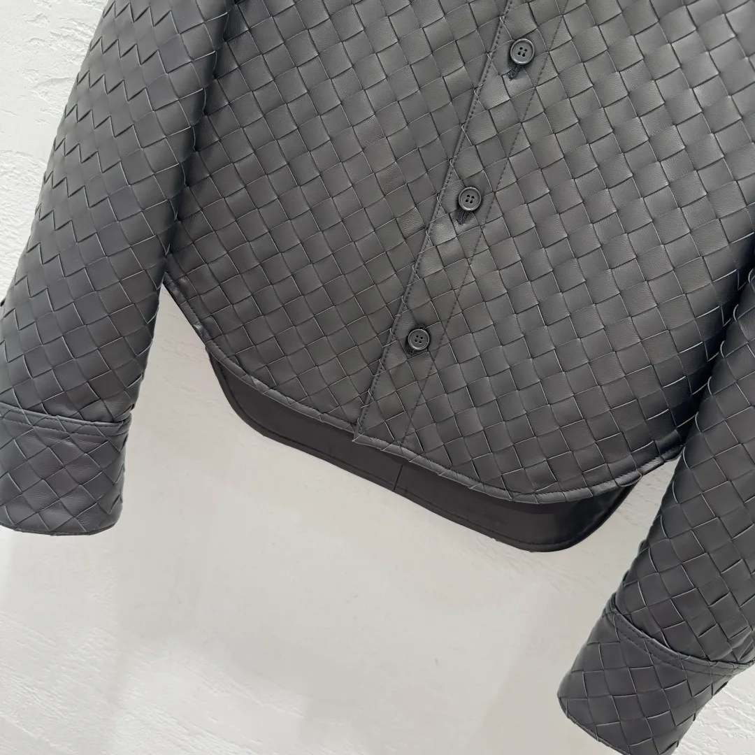 Кожаные Куртки И Дублёнки Женские Bottega Veneta 13557786