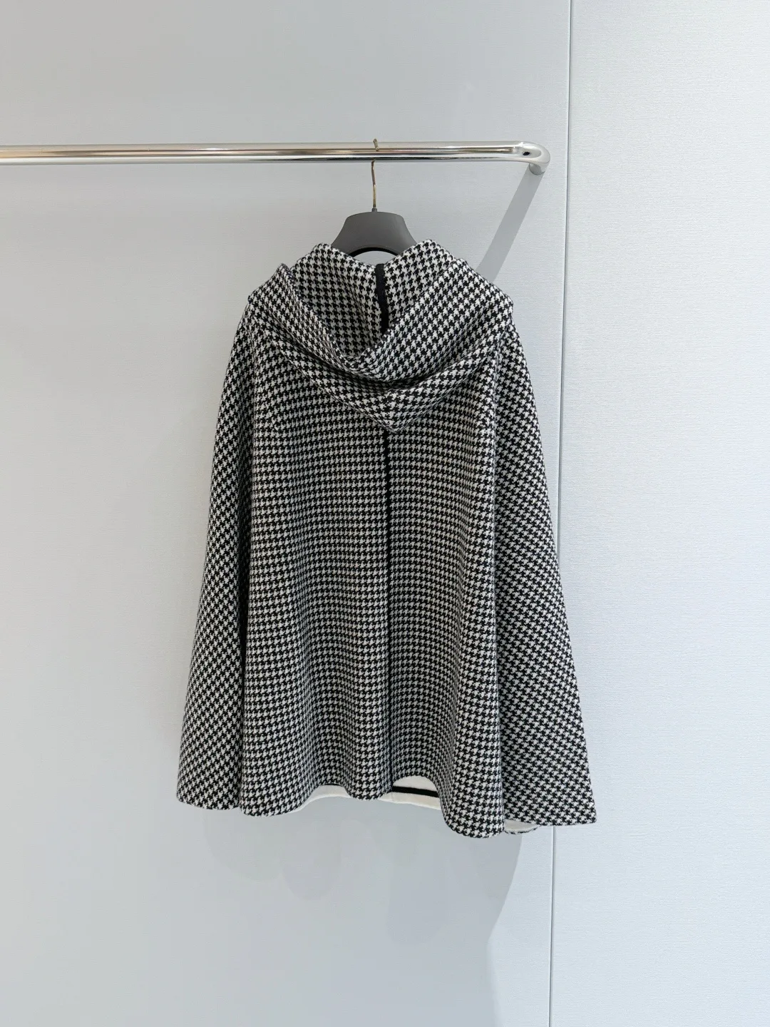 Пальто Женские Christian Dior 17380479