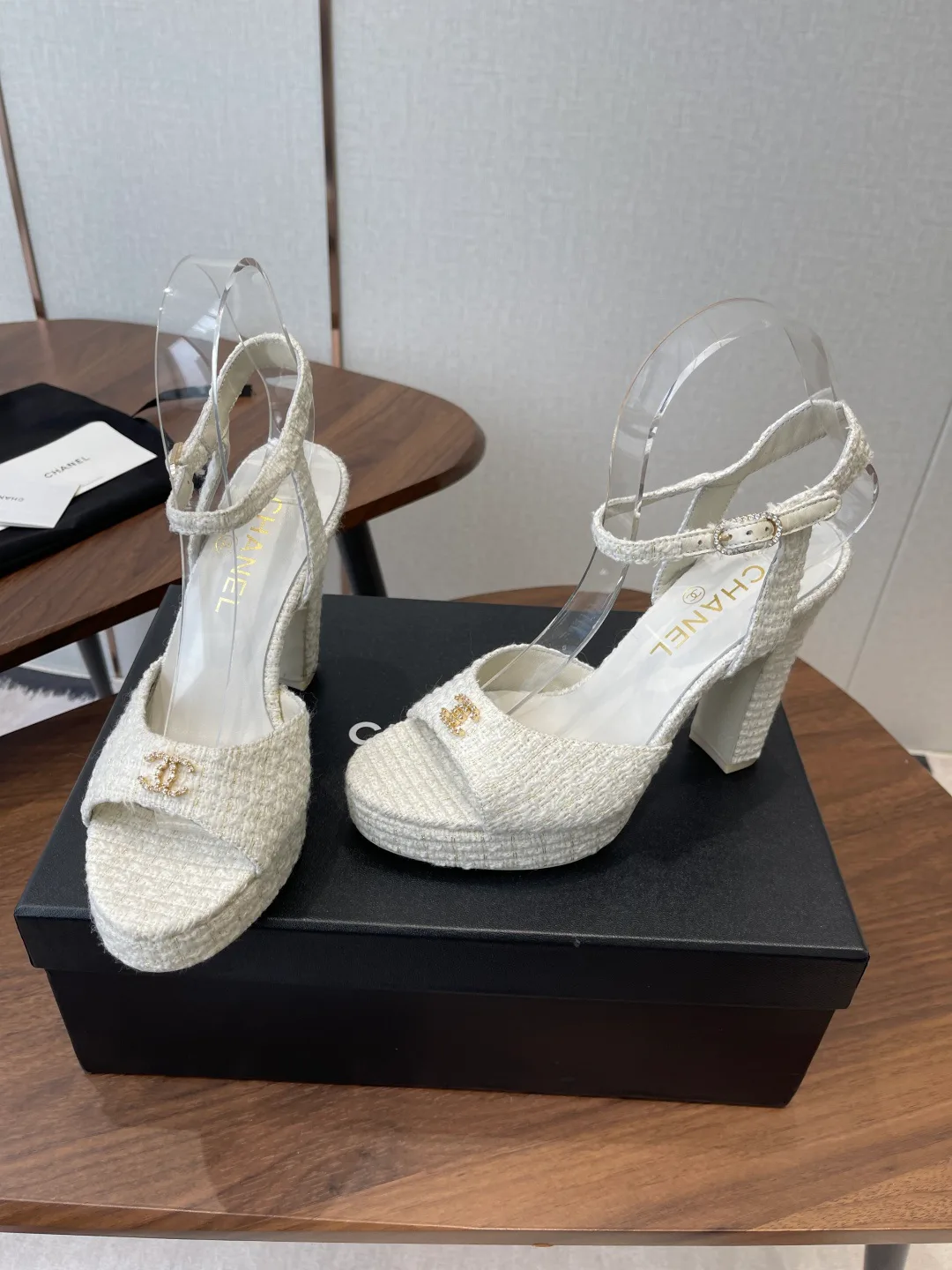 Босоножки Женские Chanel 11483300