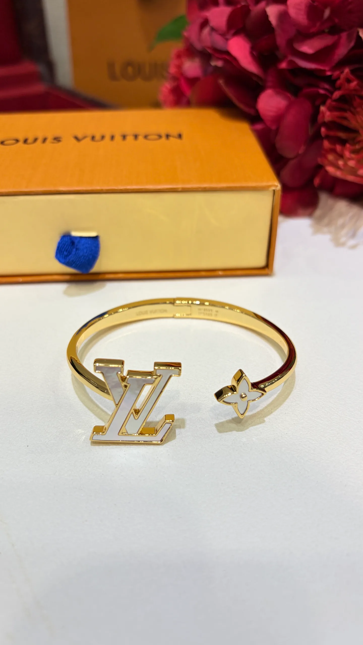 Бижутерия Louis Vuitton 18504638