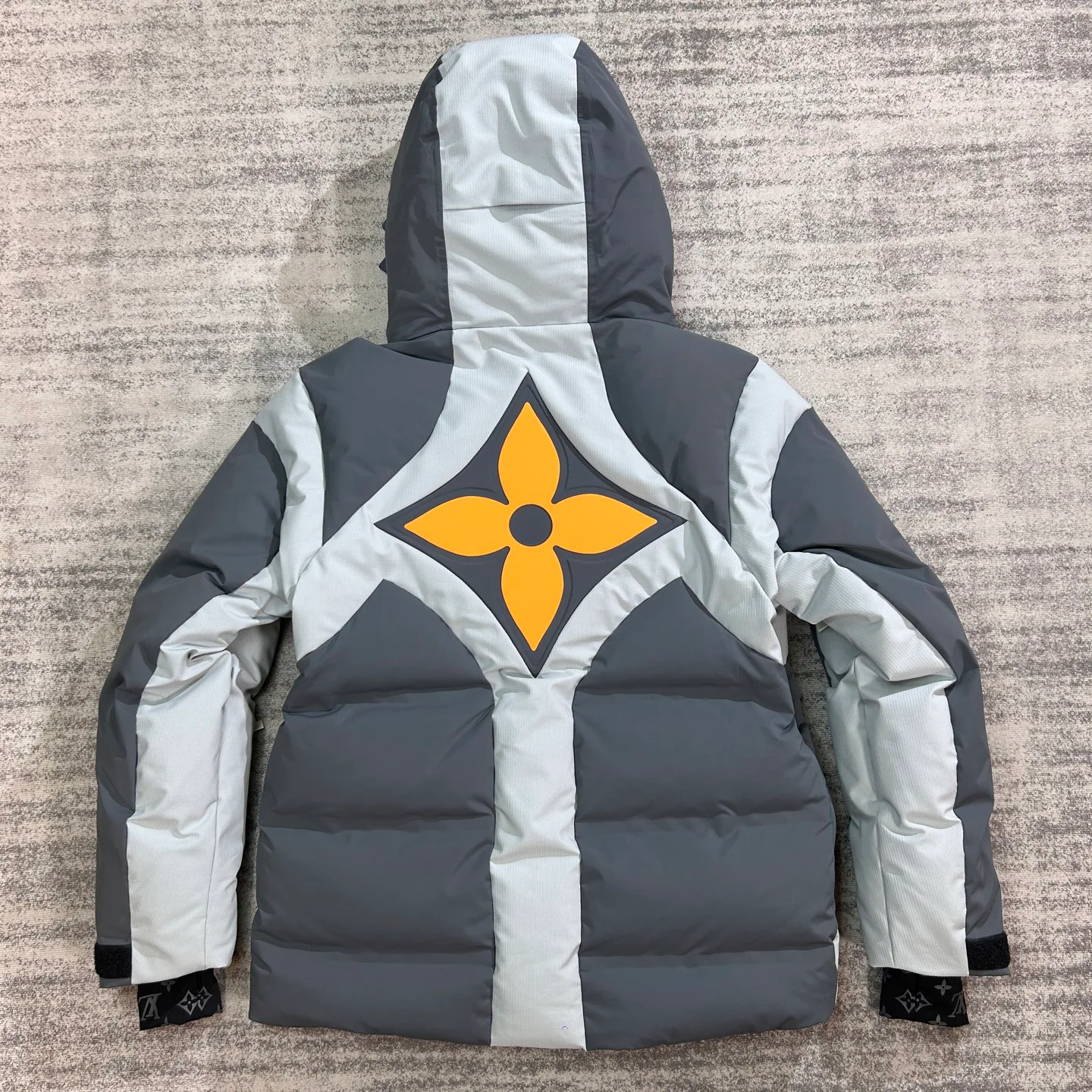 Куртки И Пуховики Мужские Louis Vuitton 174828