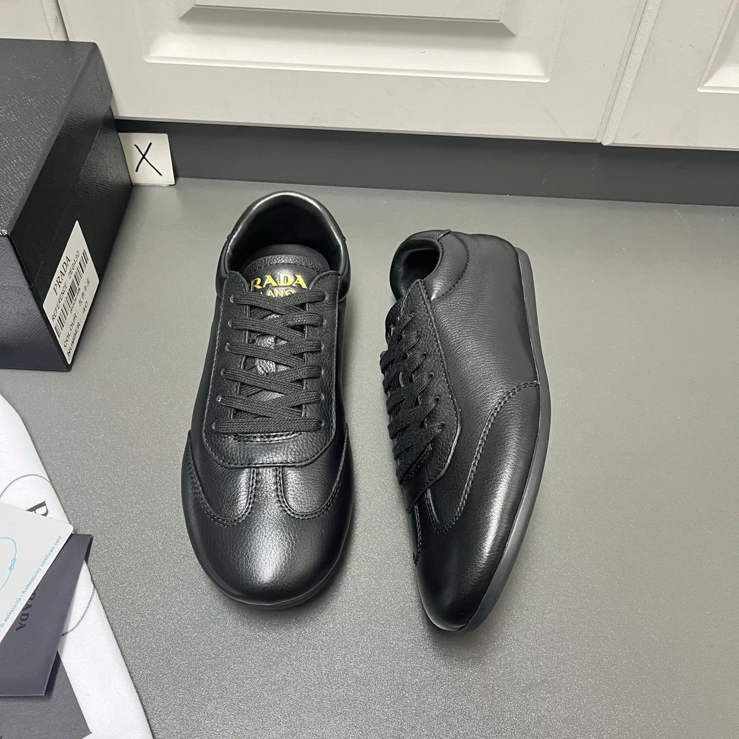 Кроссовки Мужские Prada 13569580