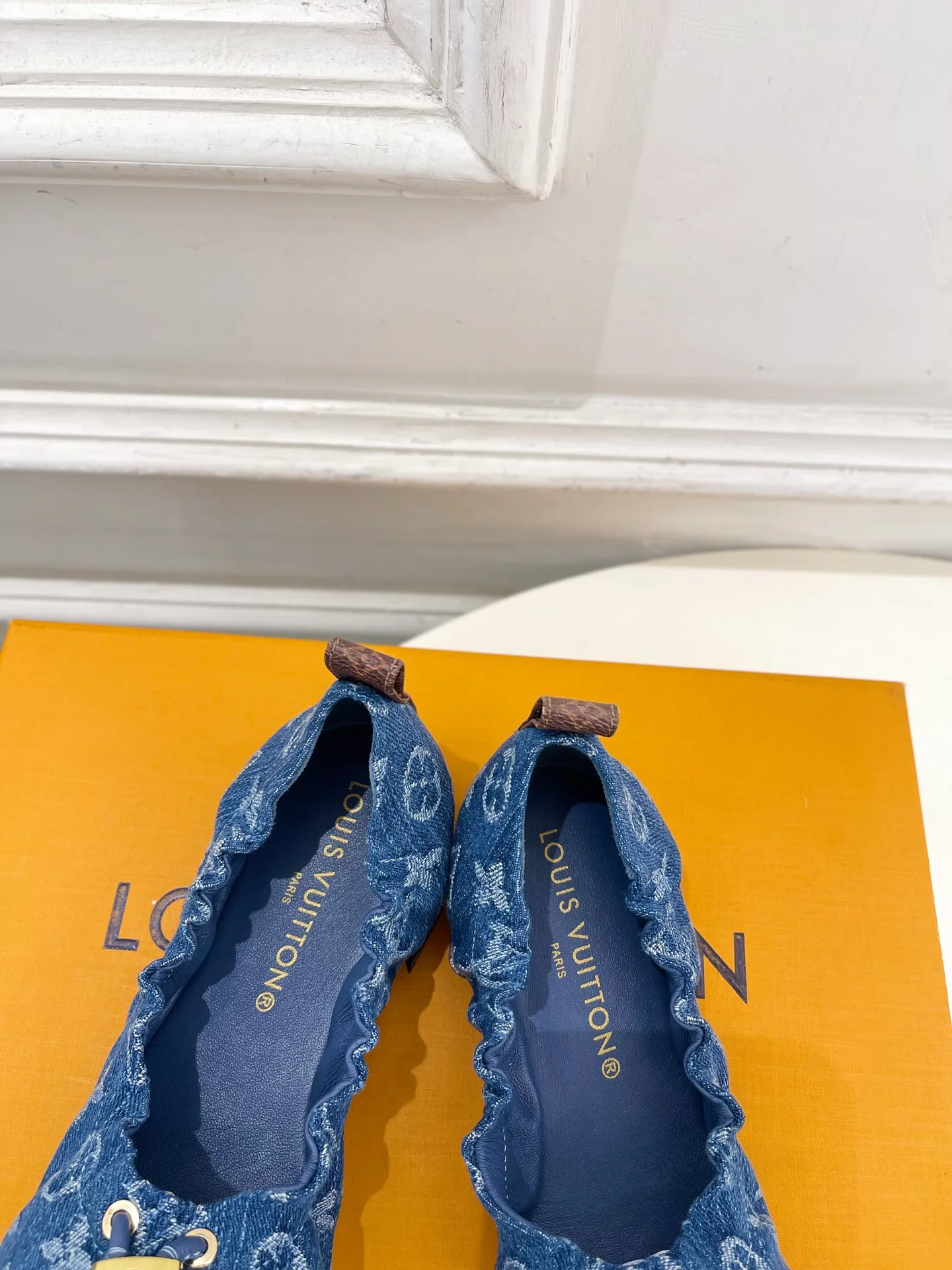 Балетки Женские Louis Vuitton 17646560