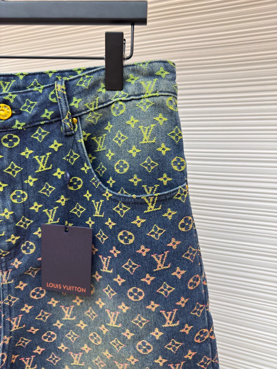 Шорты Мужские Louis Vuitton 8973431