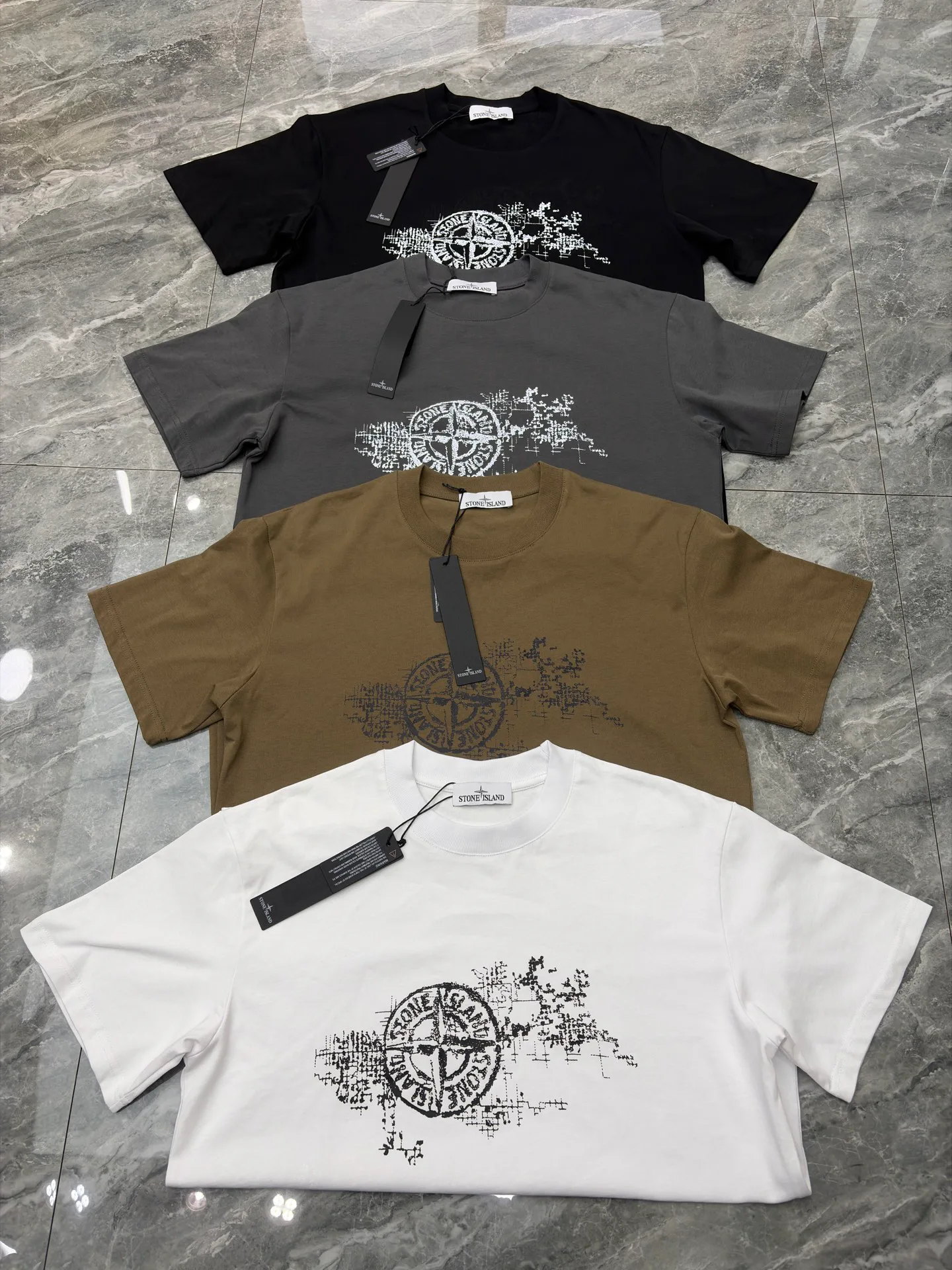 Футболки Женские Stone Island 11424384