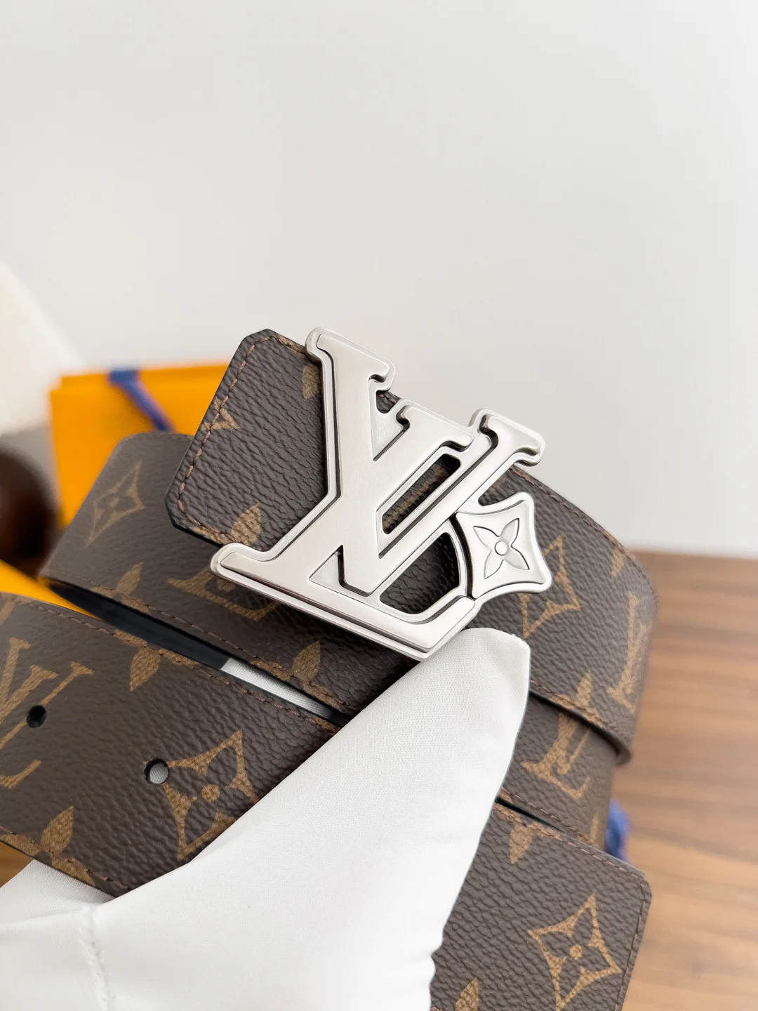 Поясные Сумки Женские Louis Vuitton 10587964