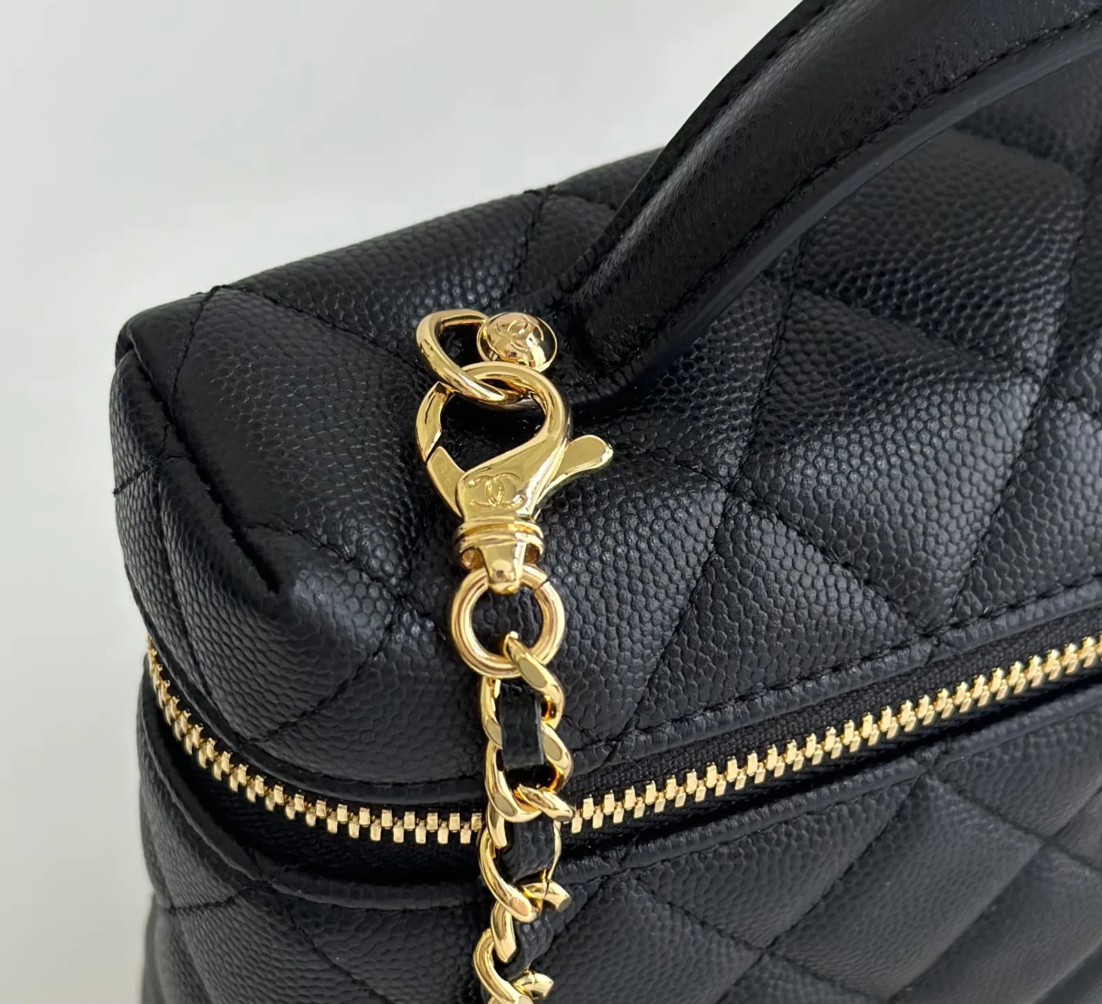 Классические Сумки Женские Chanel 18186209