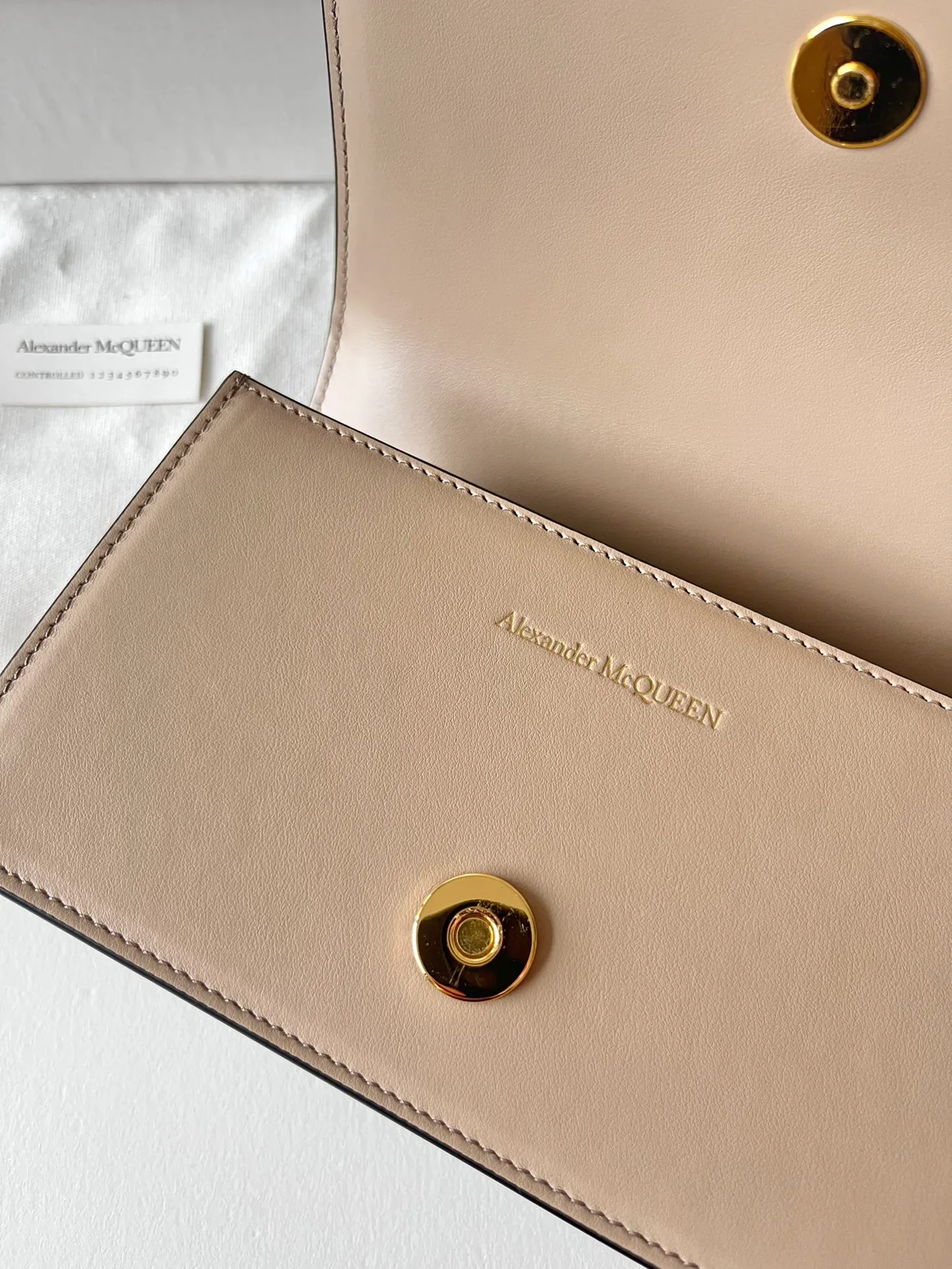 Сумки На Ремне Женские Alexander Mcqueen 11533081