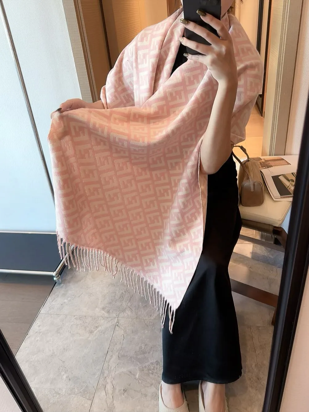 Шарфы Fendi 18002916