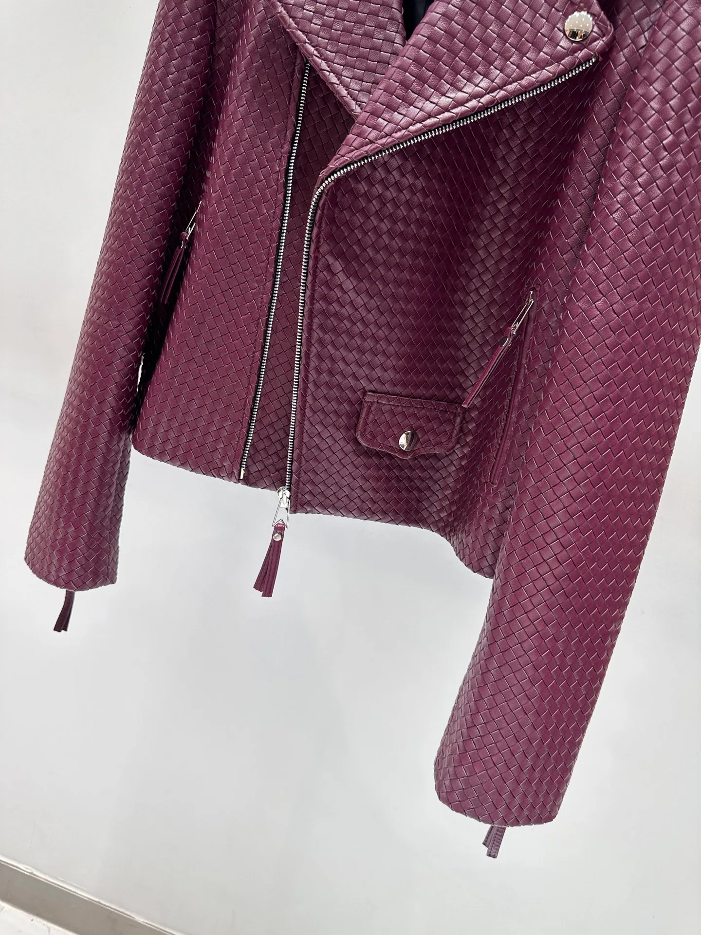 Кожаные Куртки И Дублёнки Женские Bottega Veneta 19117896