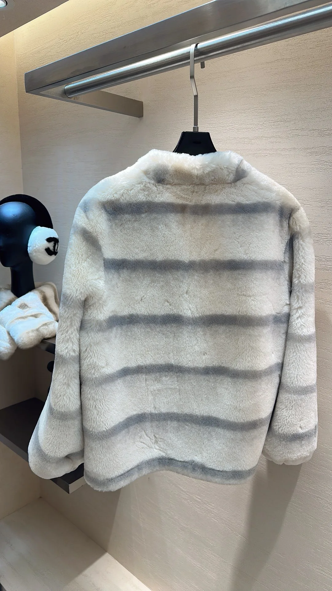 Шубы Женские Fendi 1120297