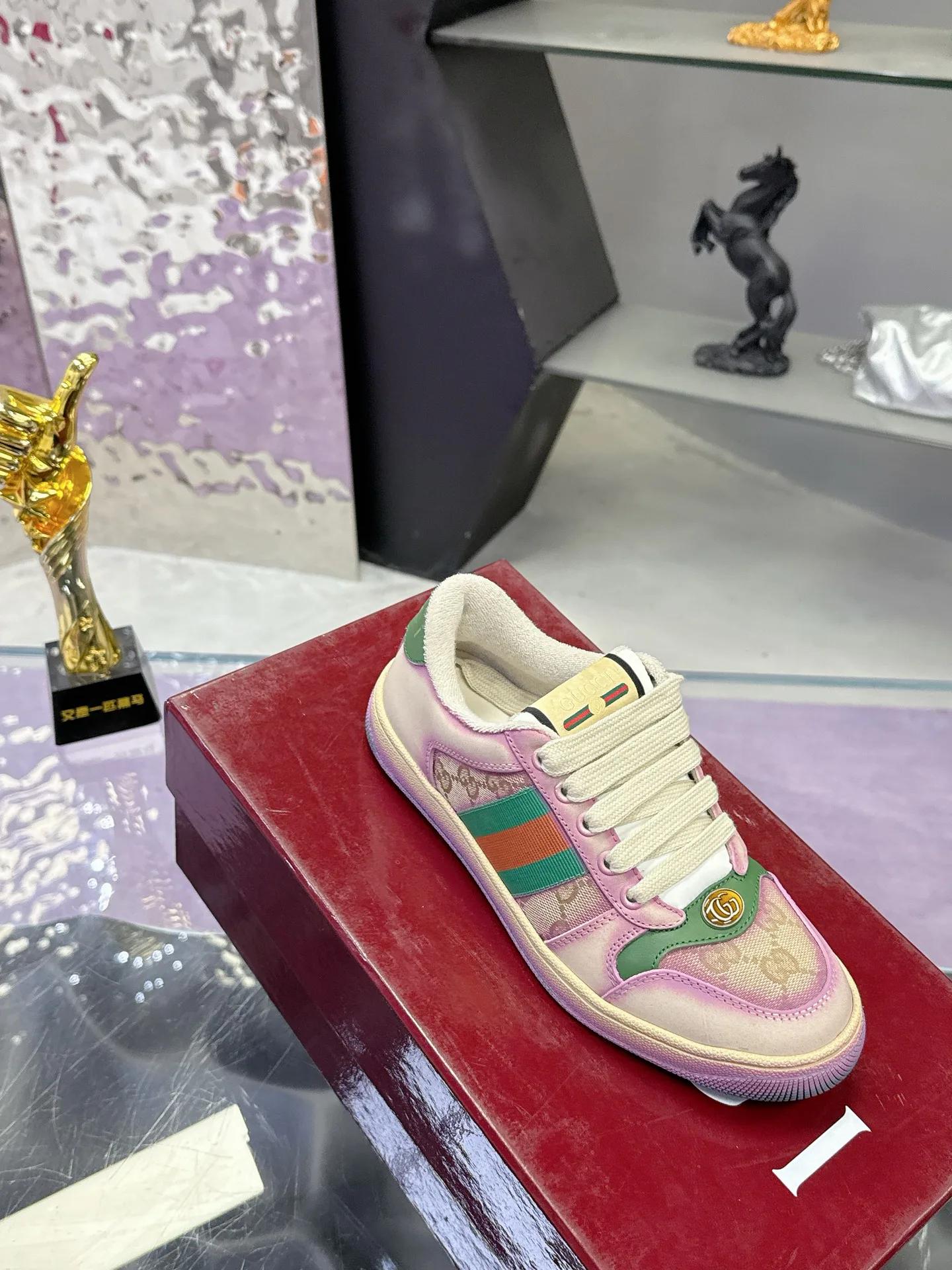 Кроссовки Женские Gucci 17530443