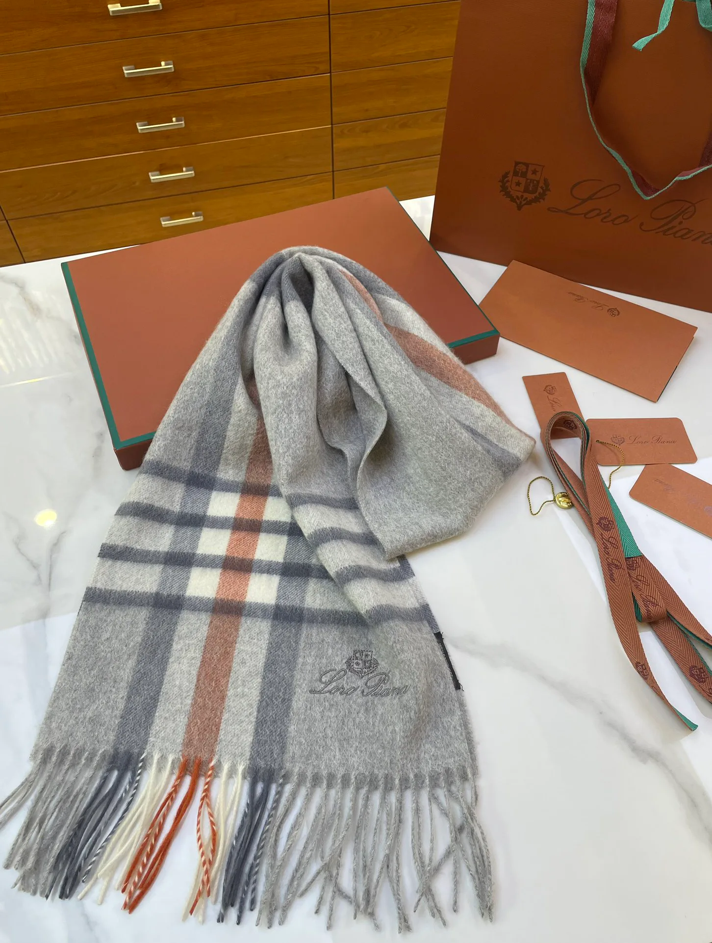 Шарфы Loro Piana 828400