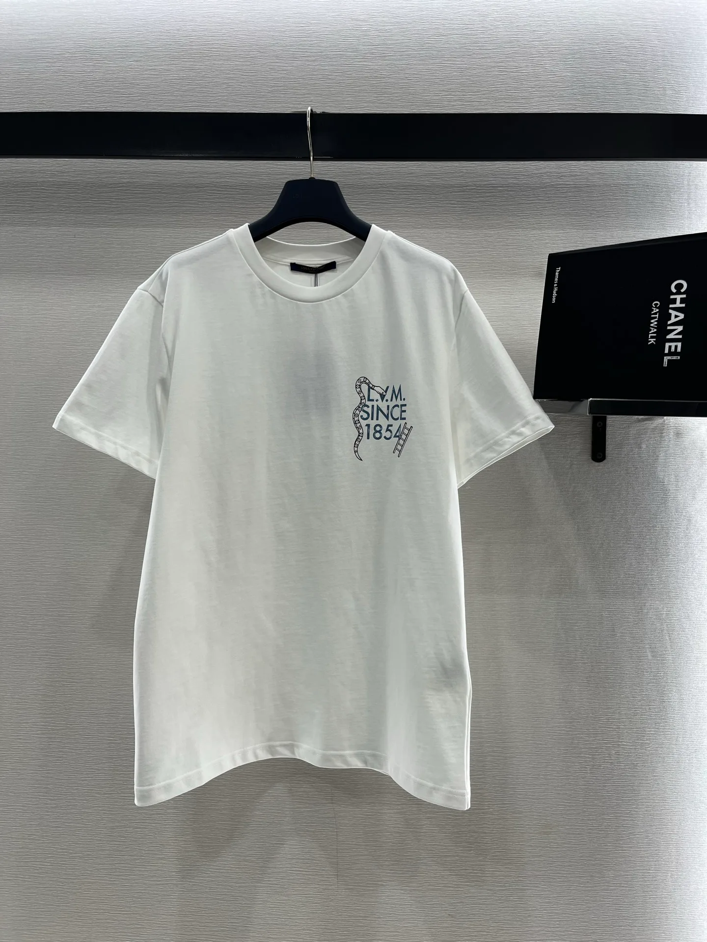 Футболки Женские Louis Vuitton 1352056