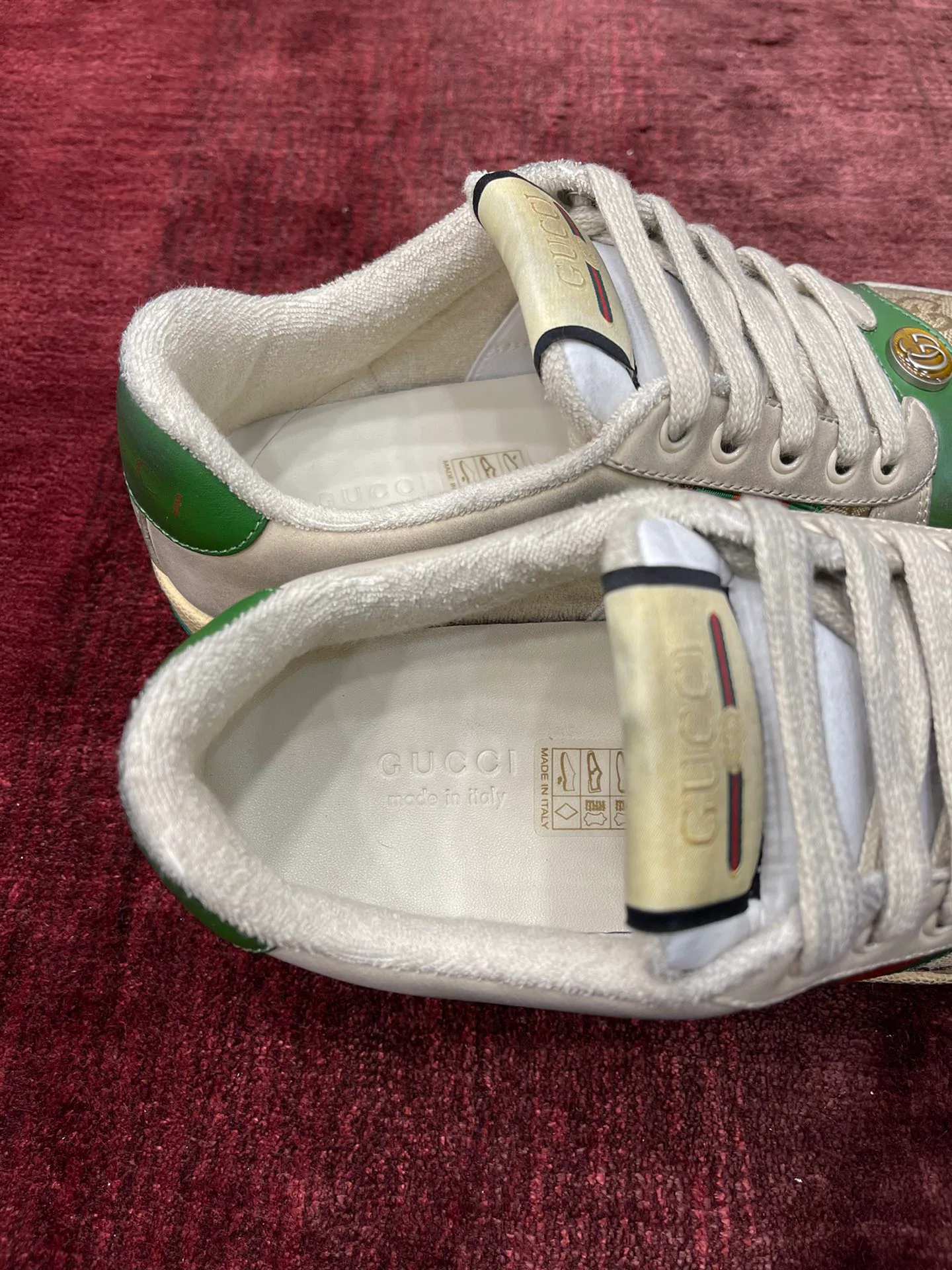 Кроссовки Женские Gucci 18995267