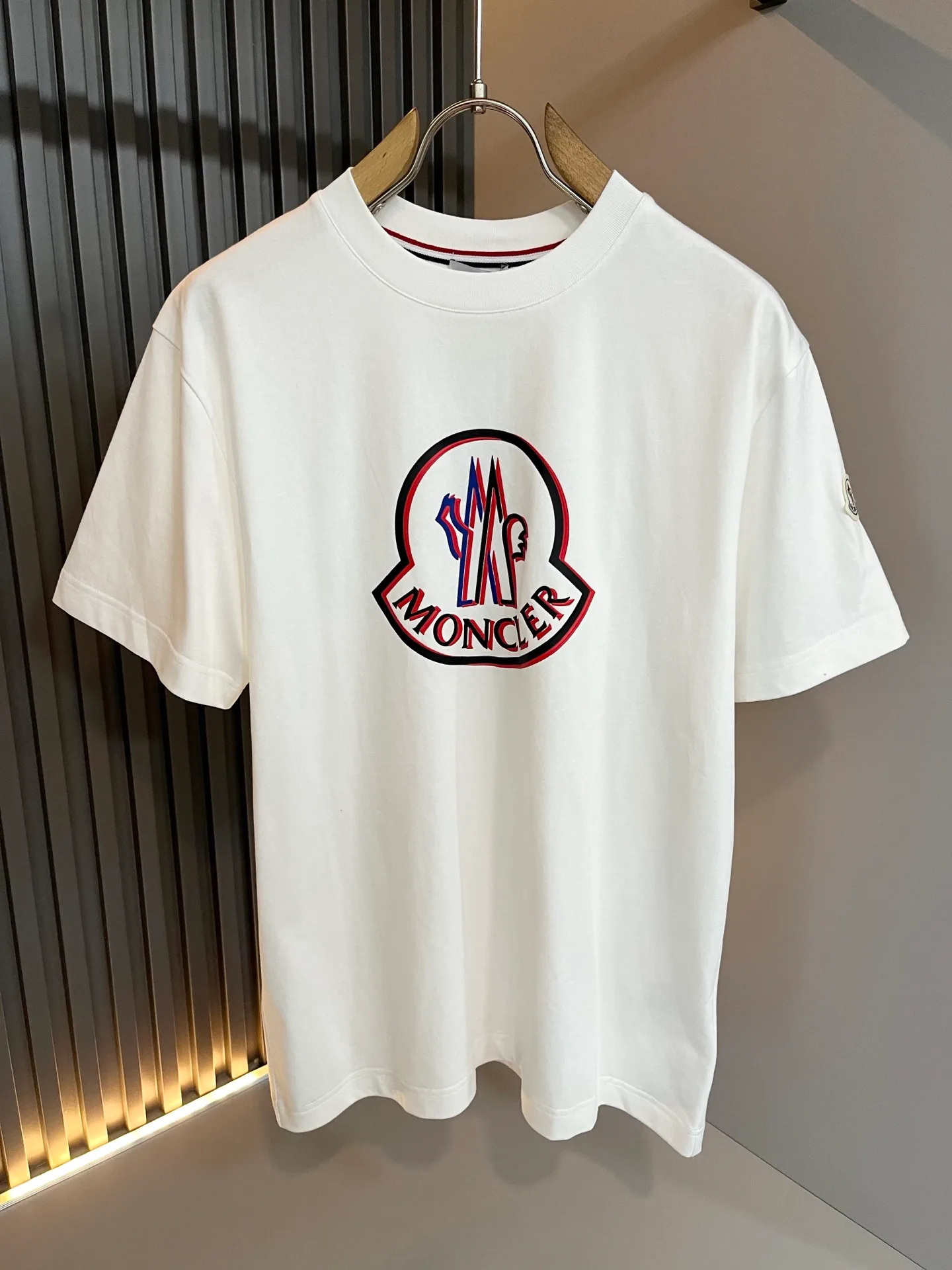 Футболки Женские Moncler 10242304
