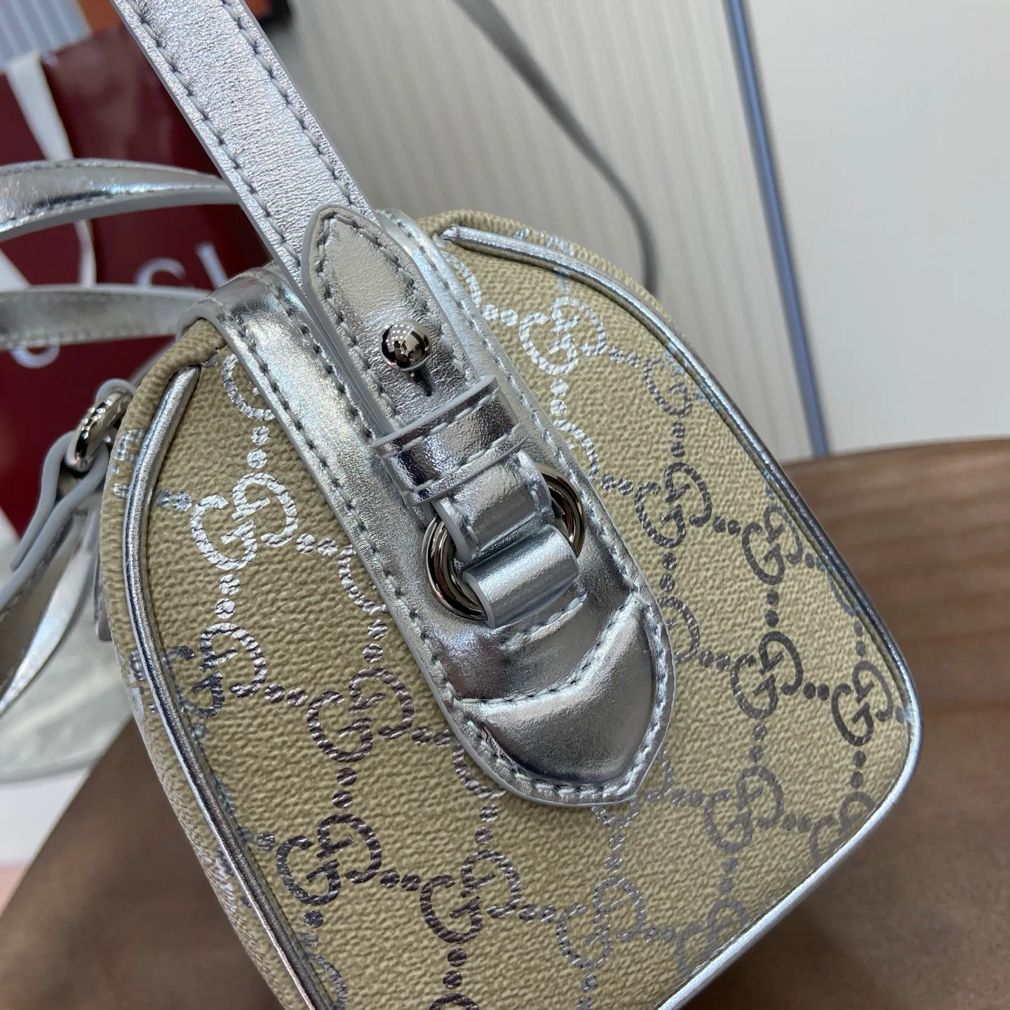 Классические Сумки Женские Gucci 10841813