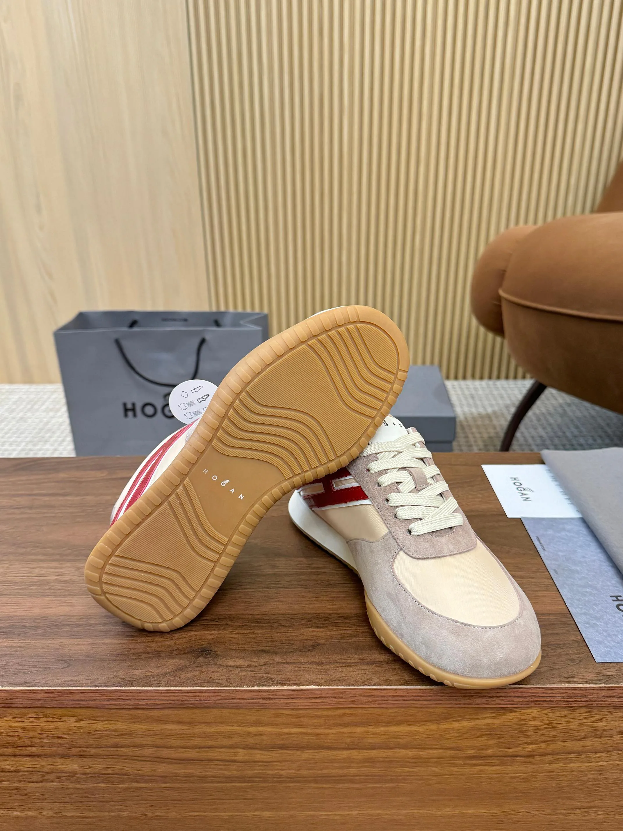 Кроссовки Женские Hogan 17182562