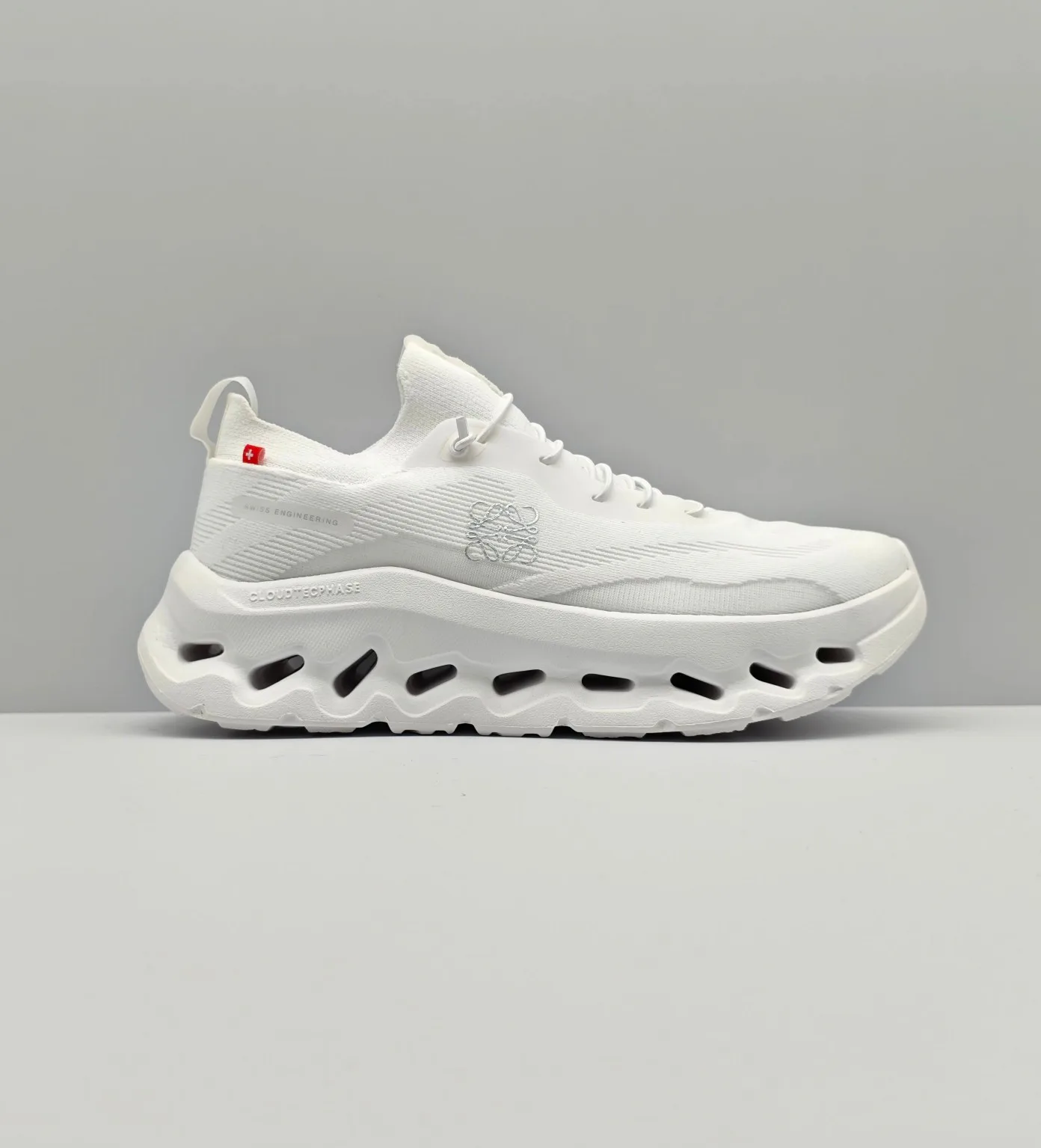 Кроссовки Женские Loewe 13193969