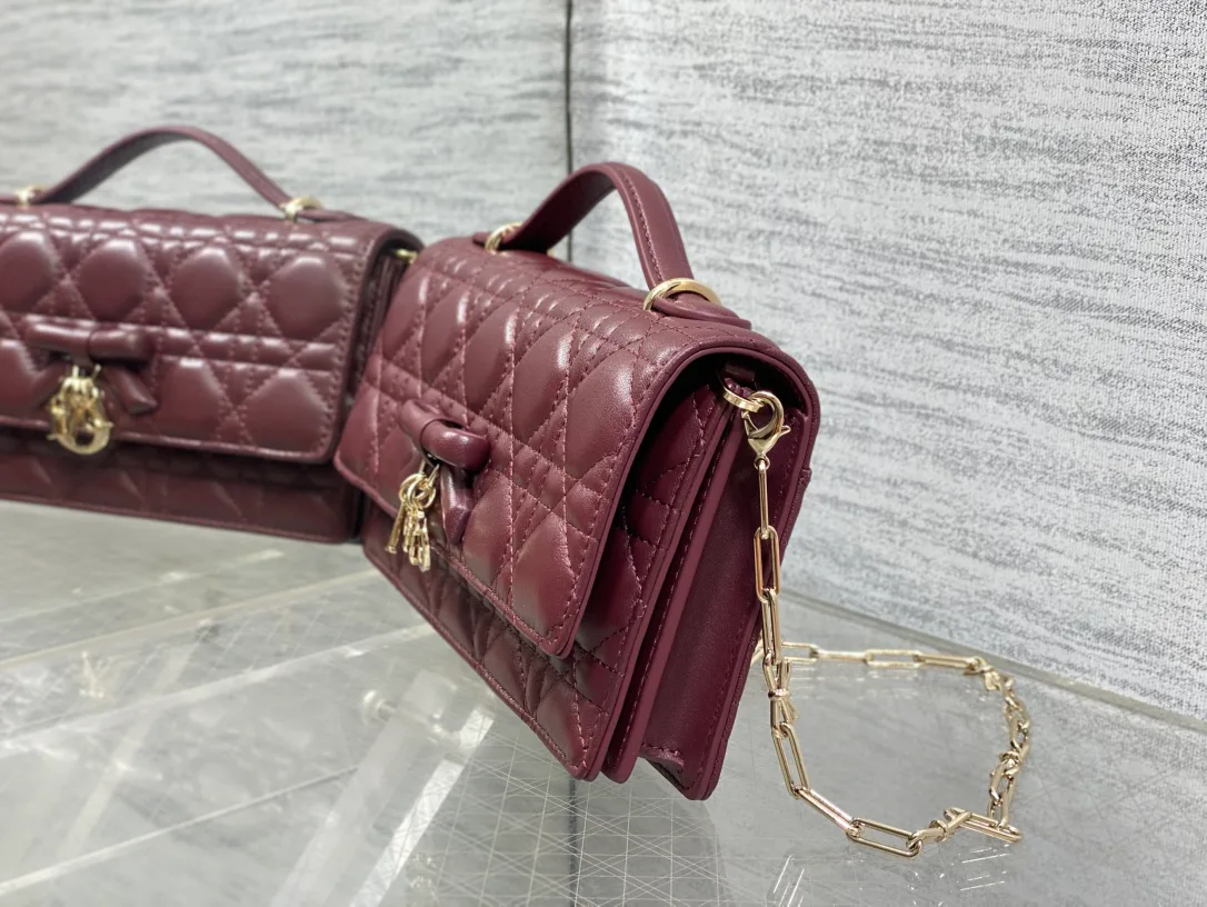 Клатчи Женские Christian Dior 11685184