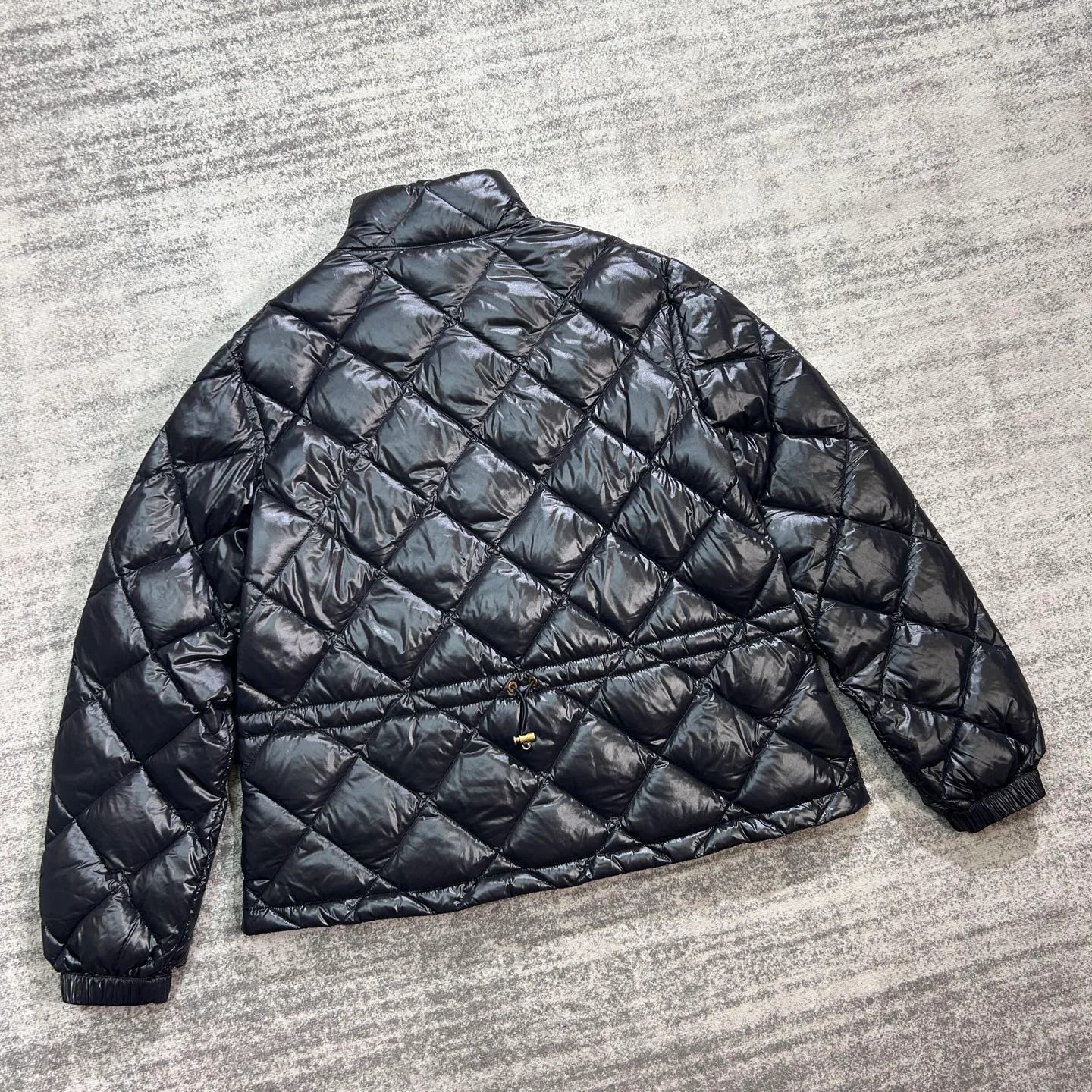 Куртки И Пуховики Женские Moncler 19039343