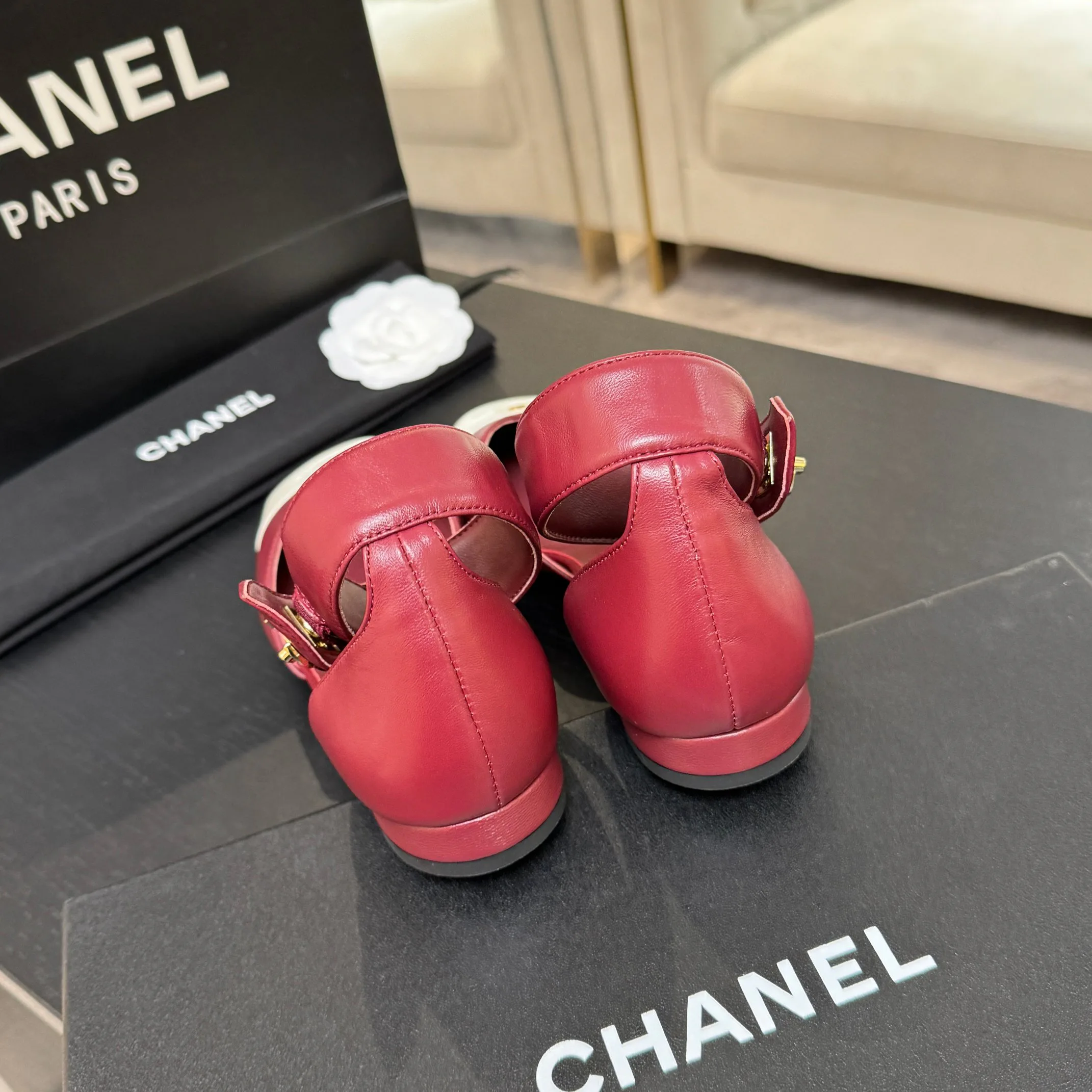 Босоножки Женские Chanel 18104573