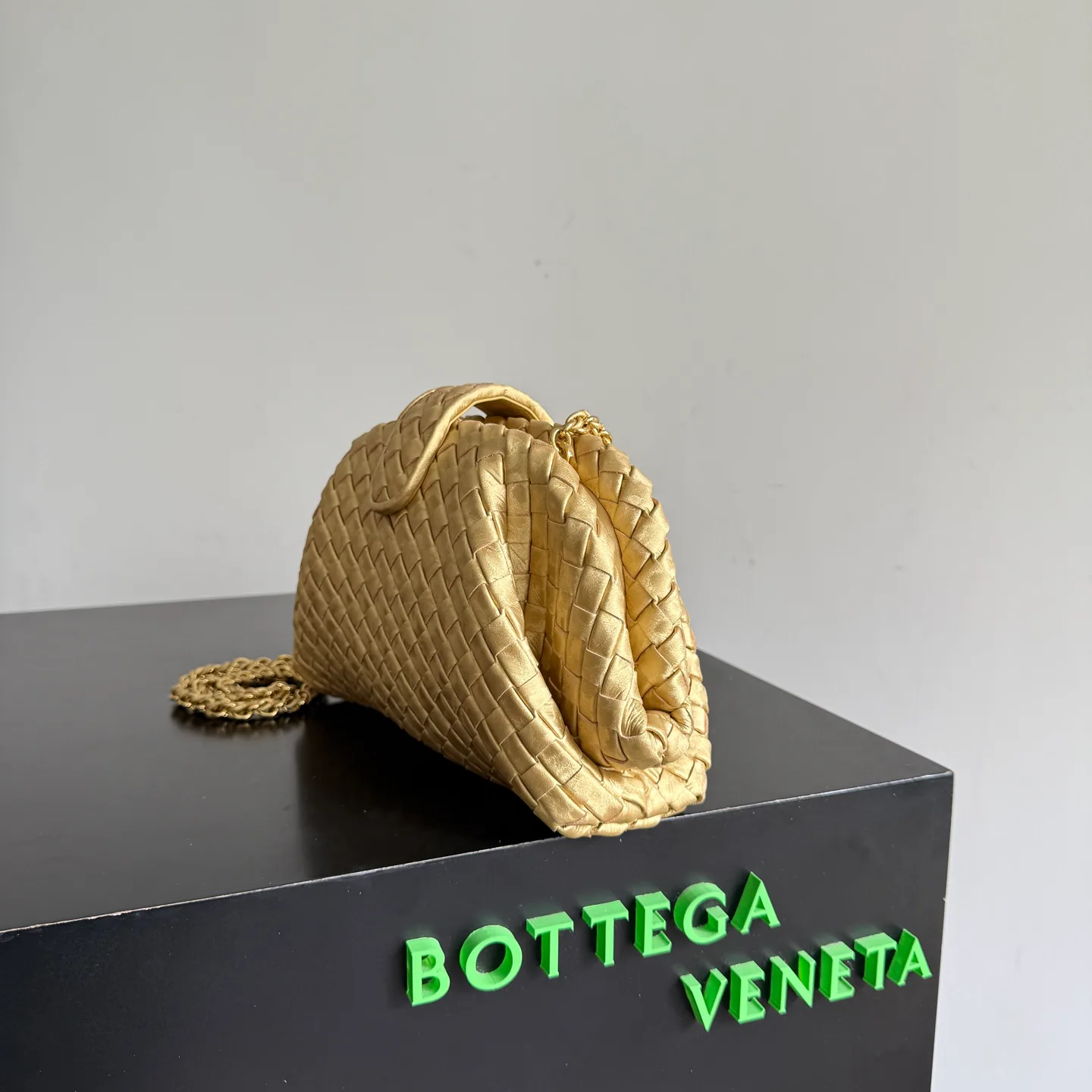 Клатчи Женские Bottega Veneta 13882350