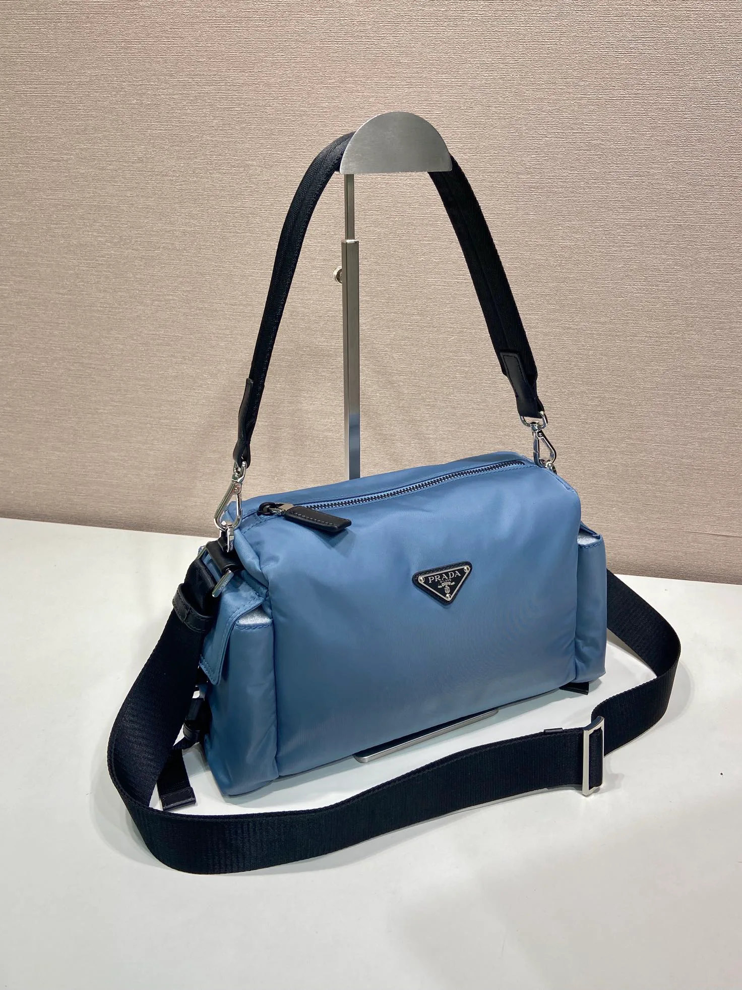 Сумки На Ремне Женские Prada 11897339