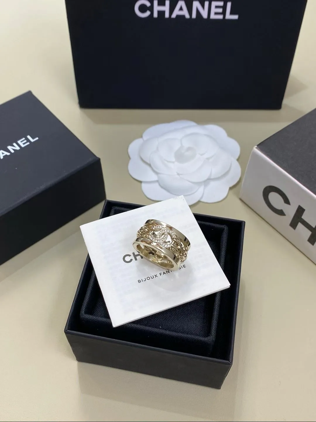 Бижутерия Chanel 11420350