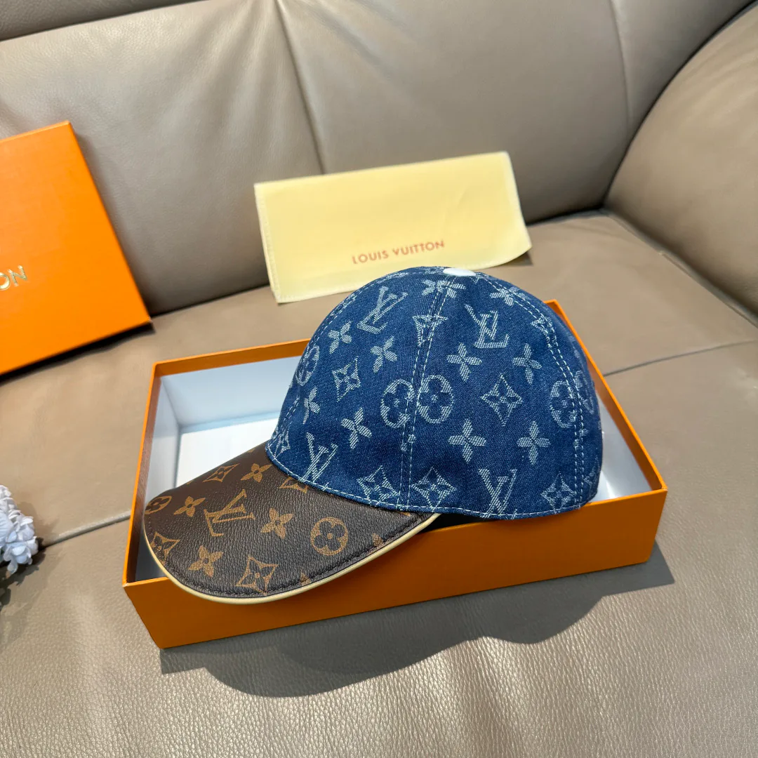 Головные Уборы Louis Vuitton 18347056