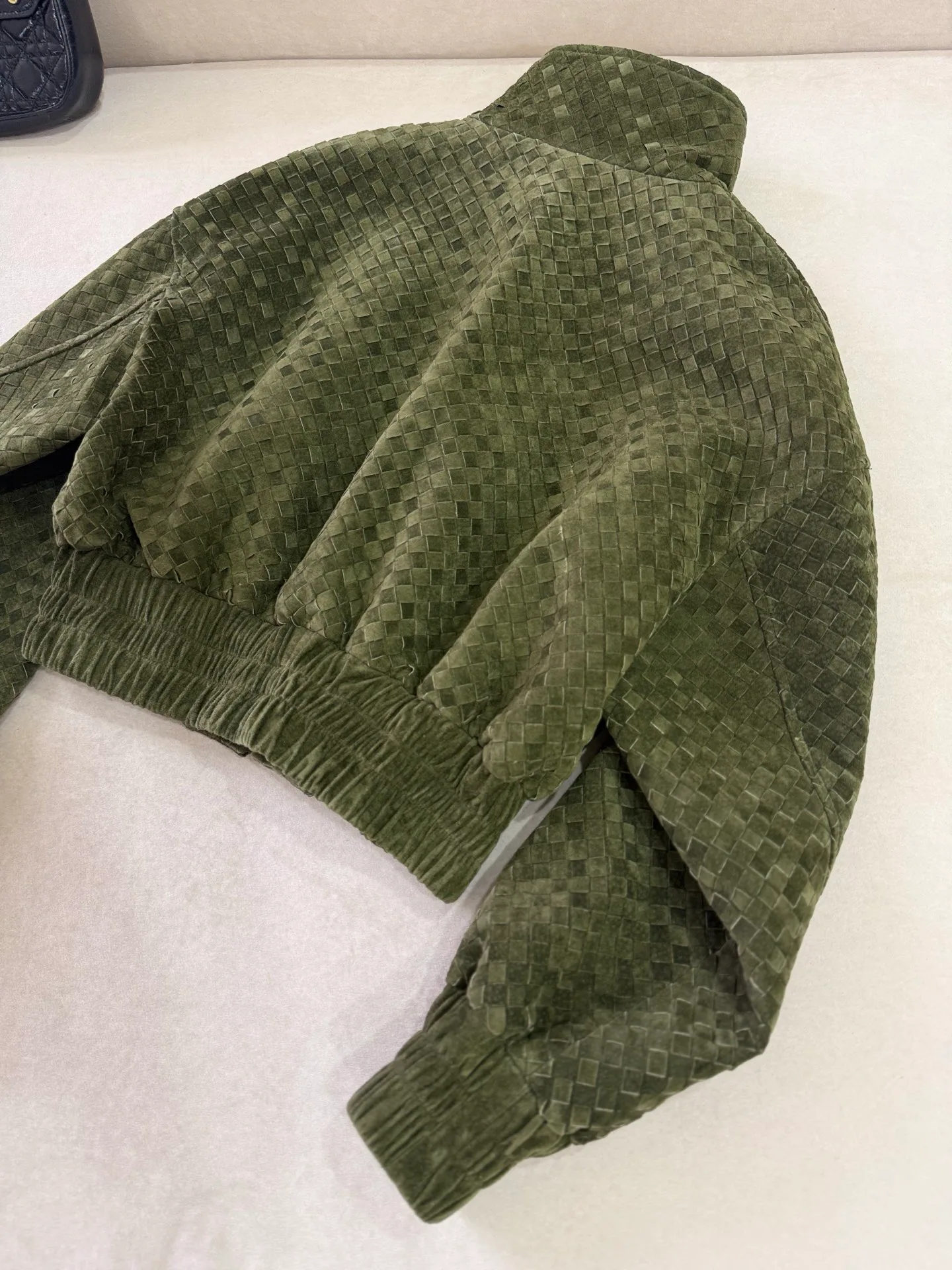 Кожаные Куртки И Дублёнки Женские Bottega Veneta 18208777