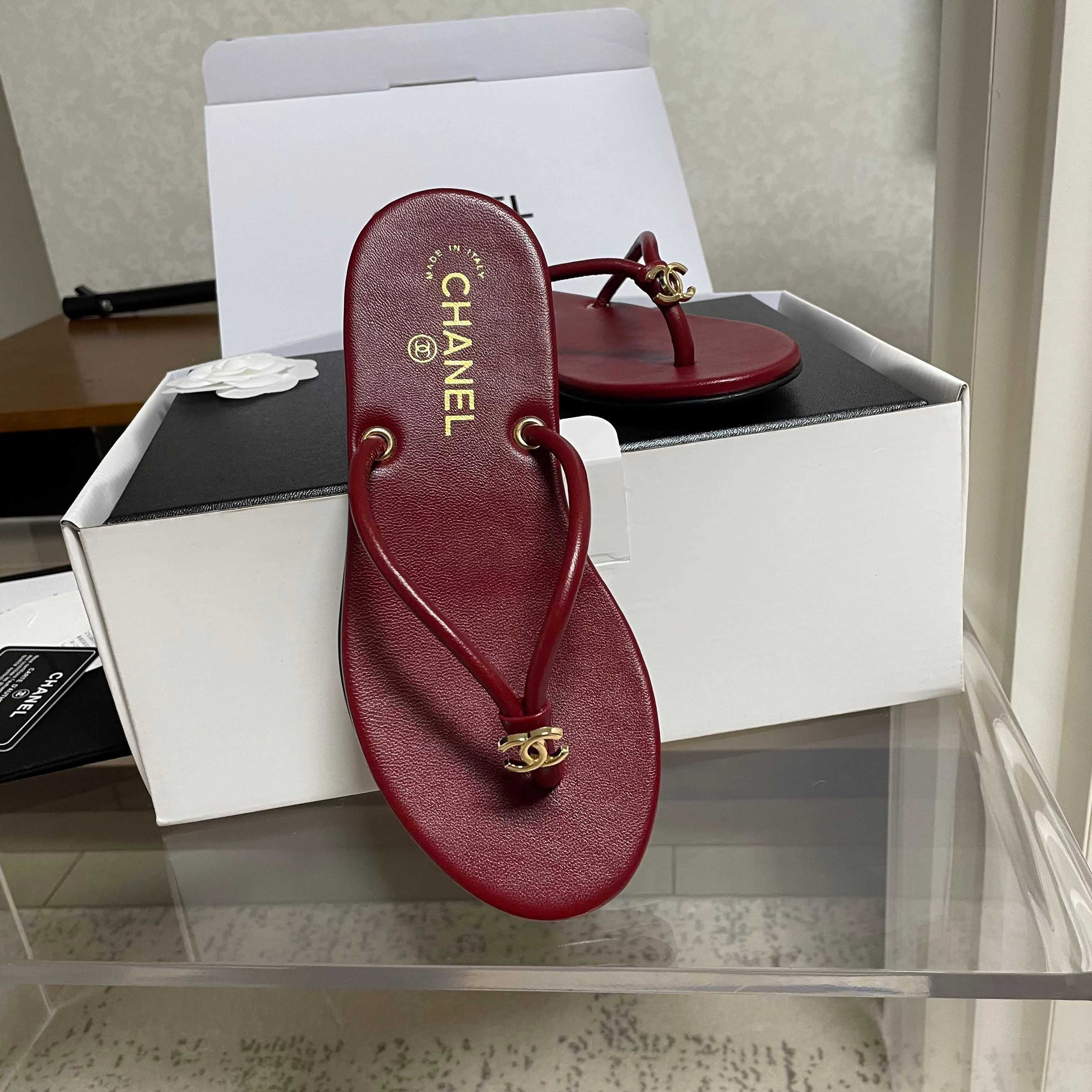Шлепанцы Женские Chanel 17665618