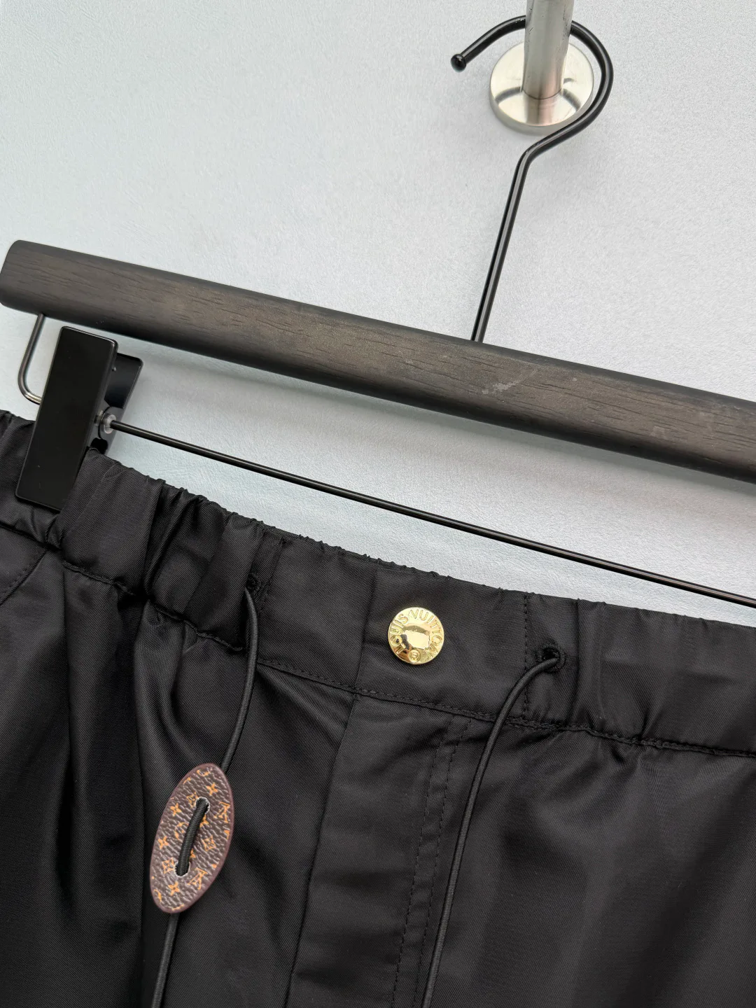 Брюки Мужские Louis Vuitton 13245981