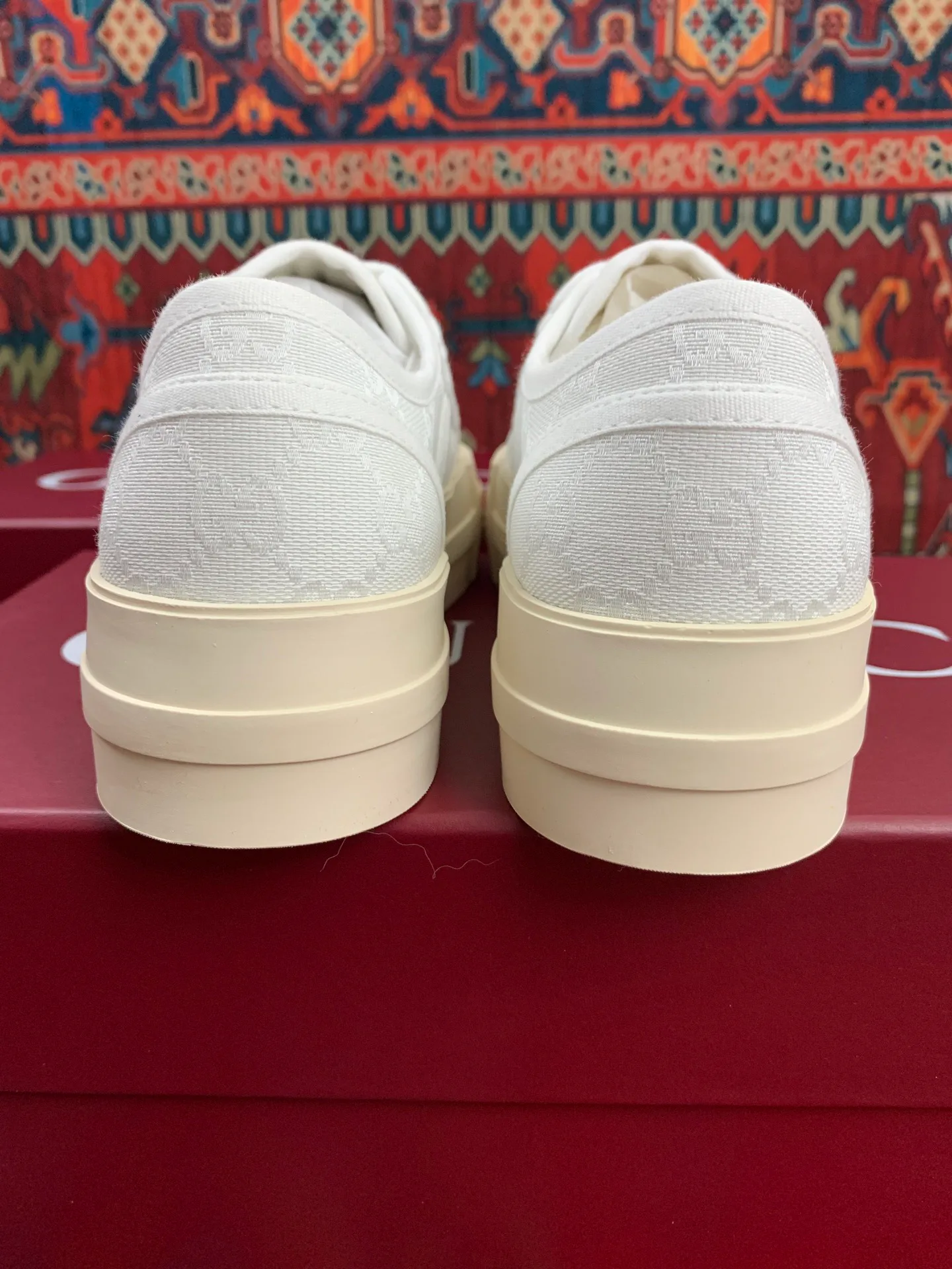 Кеды Женские Gucci 10646357