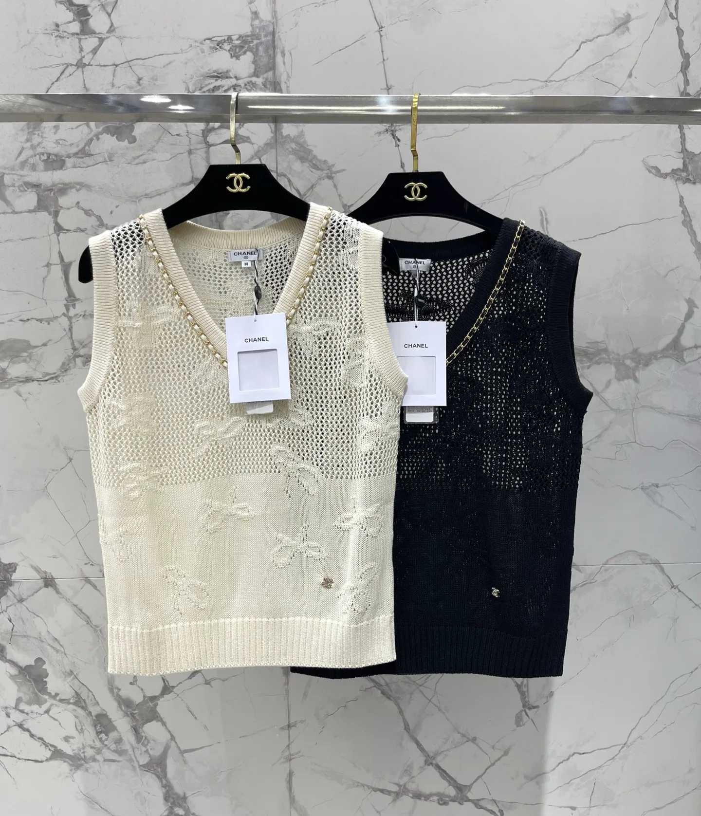Жилеты Женские Chanel 17234706