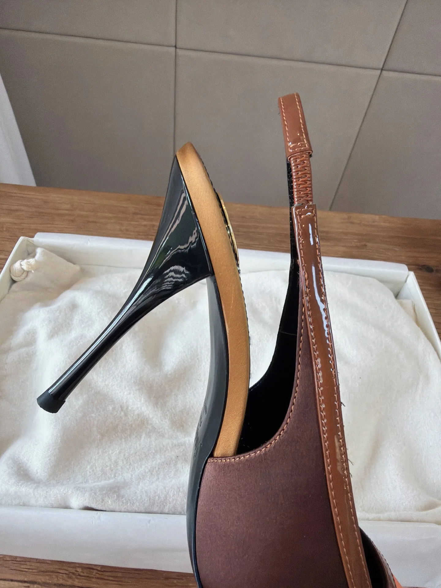 Туфли Женские Saint Laurent 19416019