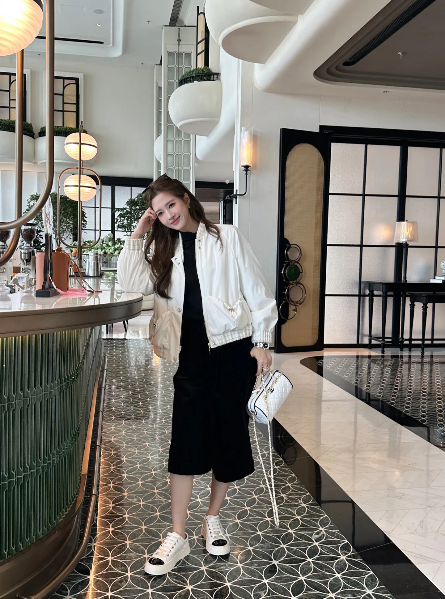 Куртки И Пуховики Женские Chanel 1336872